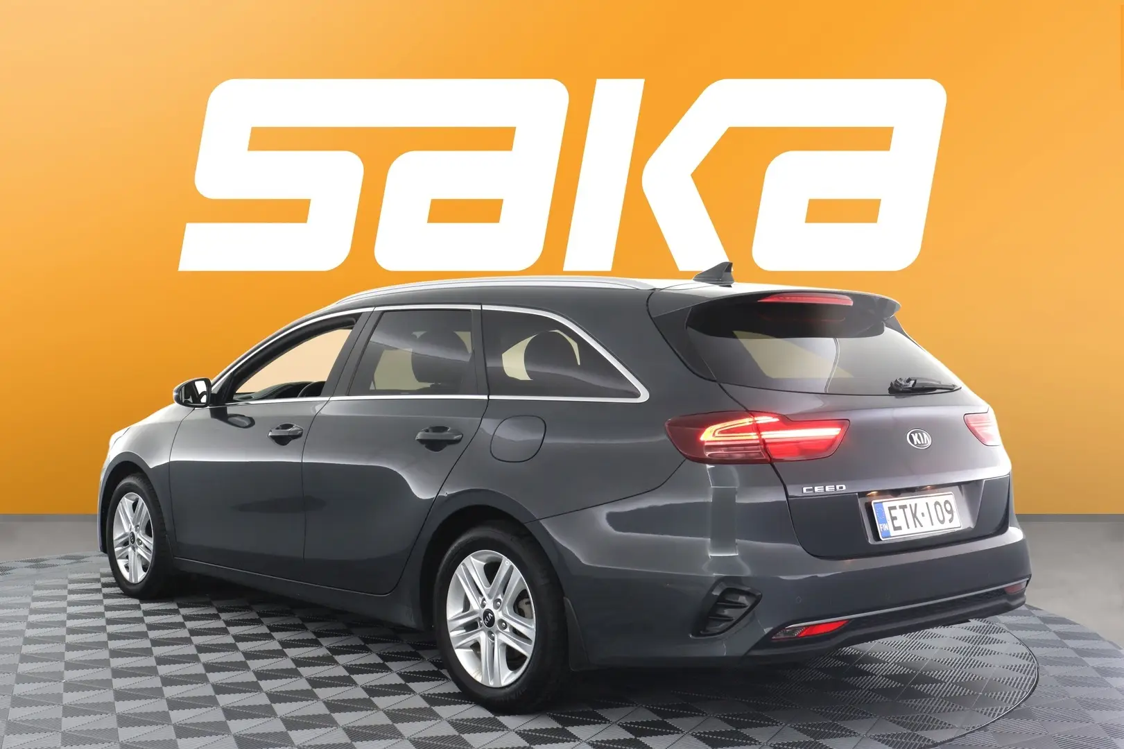Car Image - 3KH5LOKrRfV4wihZgL7OrE