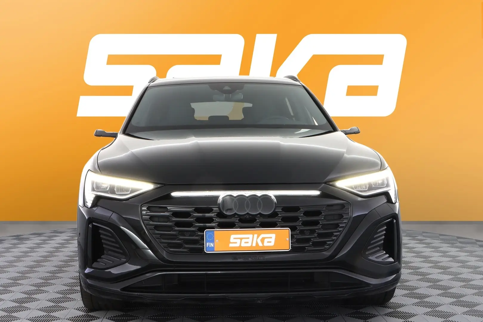 Car Image - 3SeTrWVFpMxFcxx8TpHywU