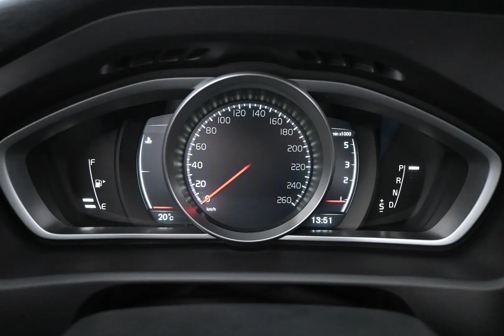 Car Image - 3QRIzCRTL1kW64cgPsKop0