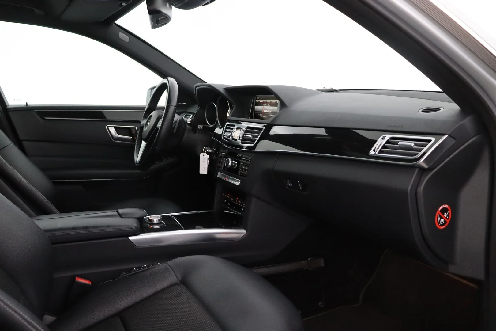 Car Image - 50rTKaDU29Rl3ijHG5Vuhe