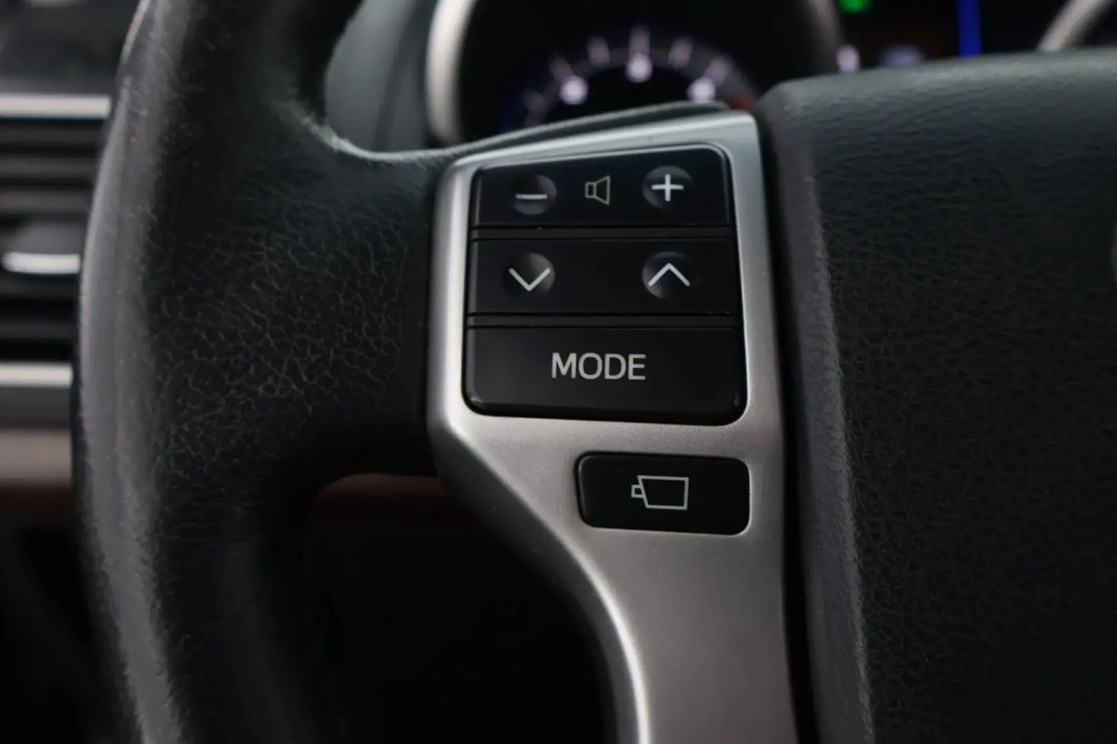 Car Image - 2cfYr6dyg6rKoCVJClWb8K