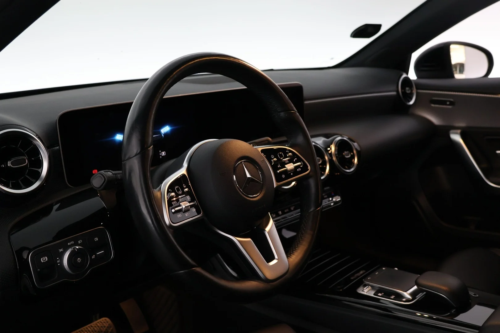 Car Image - 1xqqTilM2s5MIOs3Z6WB9E