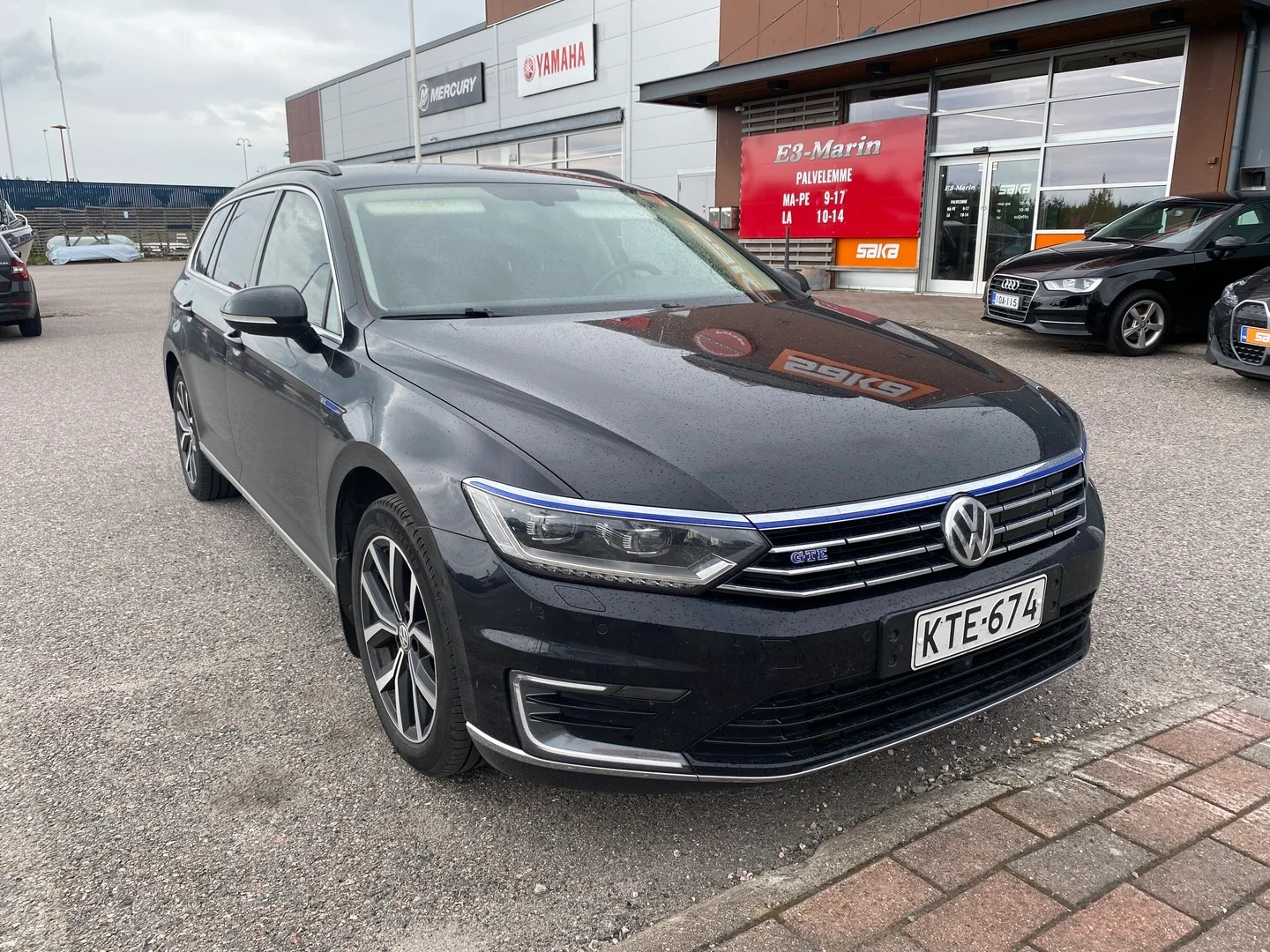 Car Image - zWCTa2t8R8PMMeJ0z7C75