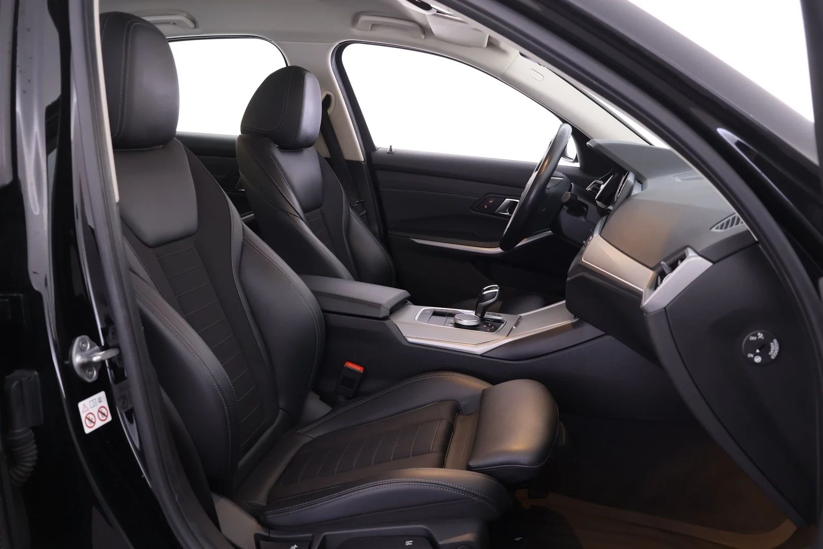 Car Image - 2bSARZuQCRzHQaGj7IhJLv