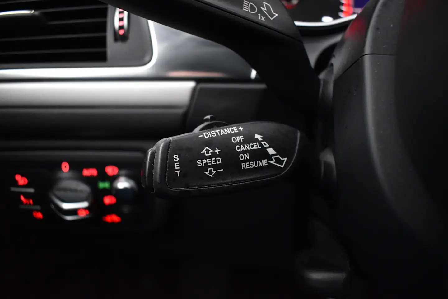 Car Image - 4kBumoMXvPpxLyhN7wTDbZ