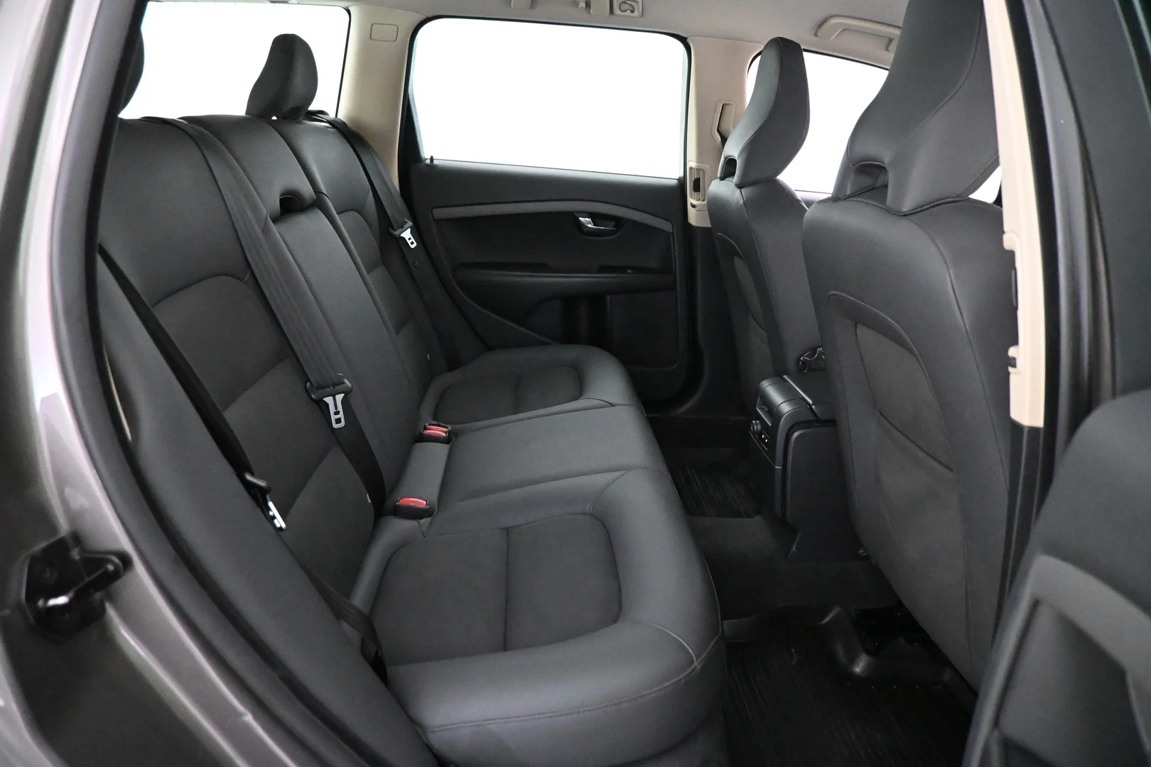 Car Image - 7d9S4z1glmAP1BbKSltPB0