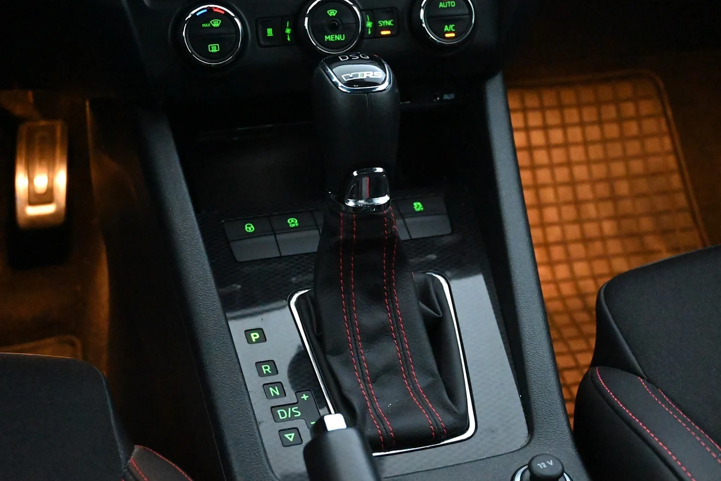 Car Image - 3uKkbgyYPRDB9bp0E2cGgf