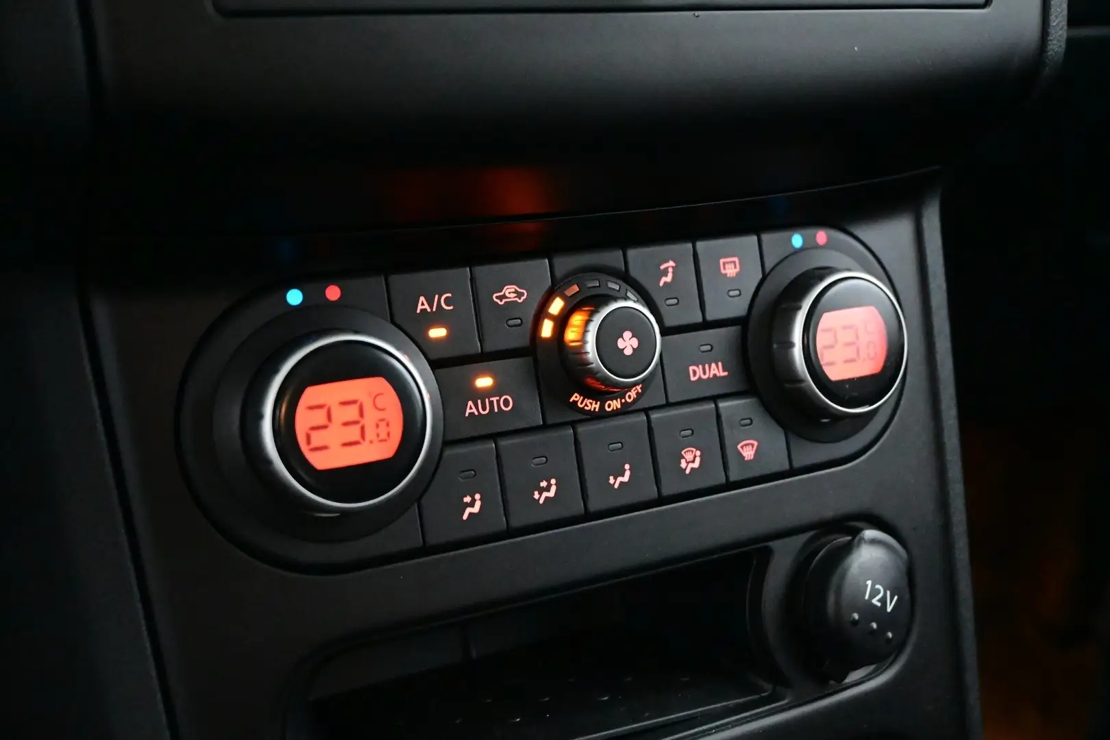 Car Image - 17i5TMwwxzU3sUgJB3Zjp2