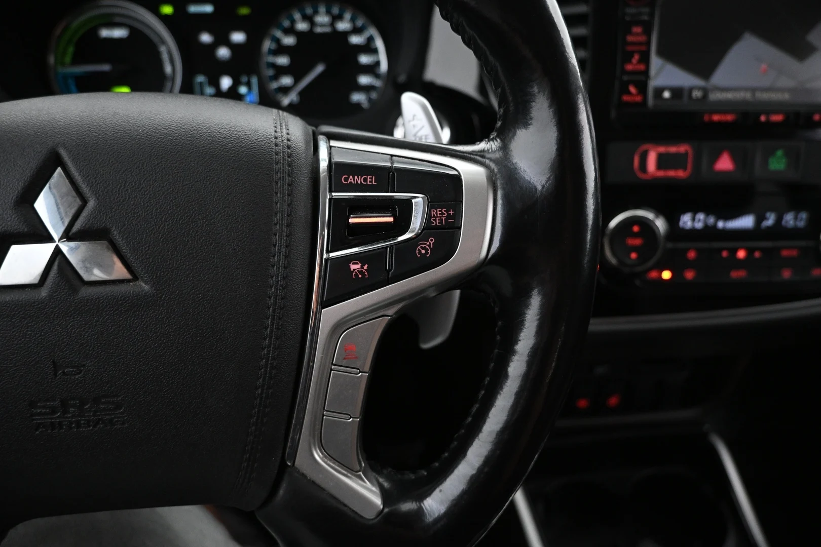 Car Image - 3Bvx0uMWiJUX4HX9UwQbwn
