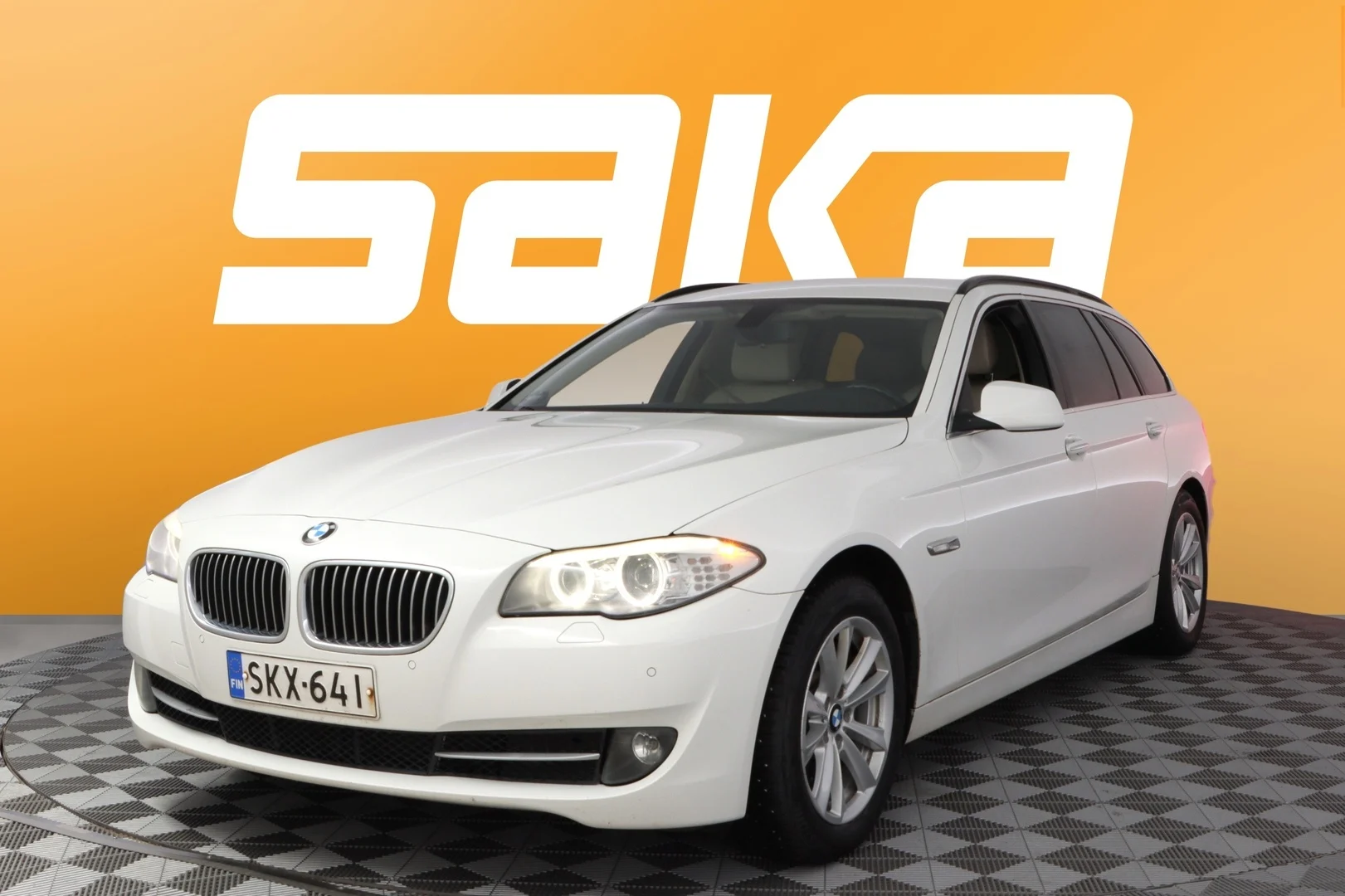 Car Image - 1pEDvPv8NKM41yyP36NMzU