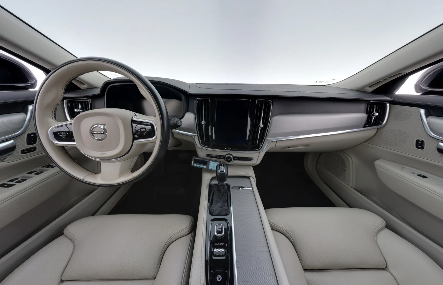 Car Image - 1AxNoMXUem26o9svPe7VDR
