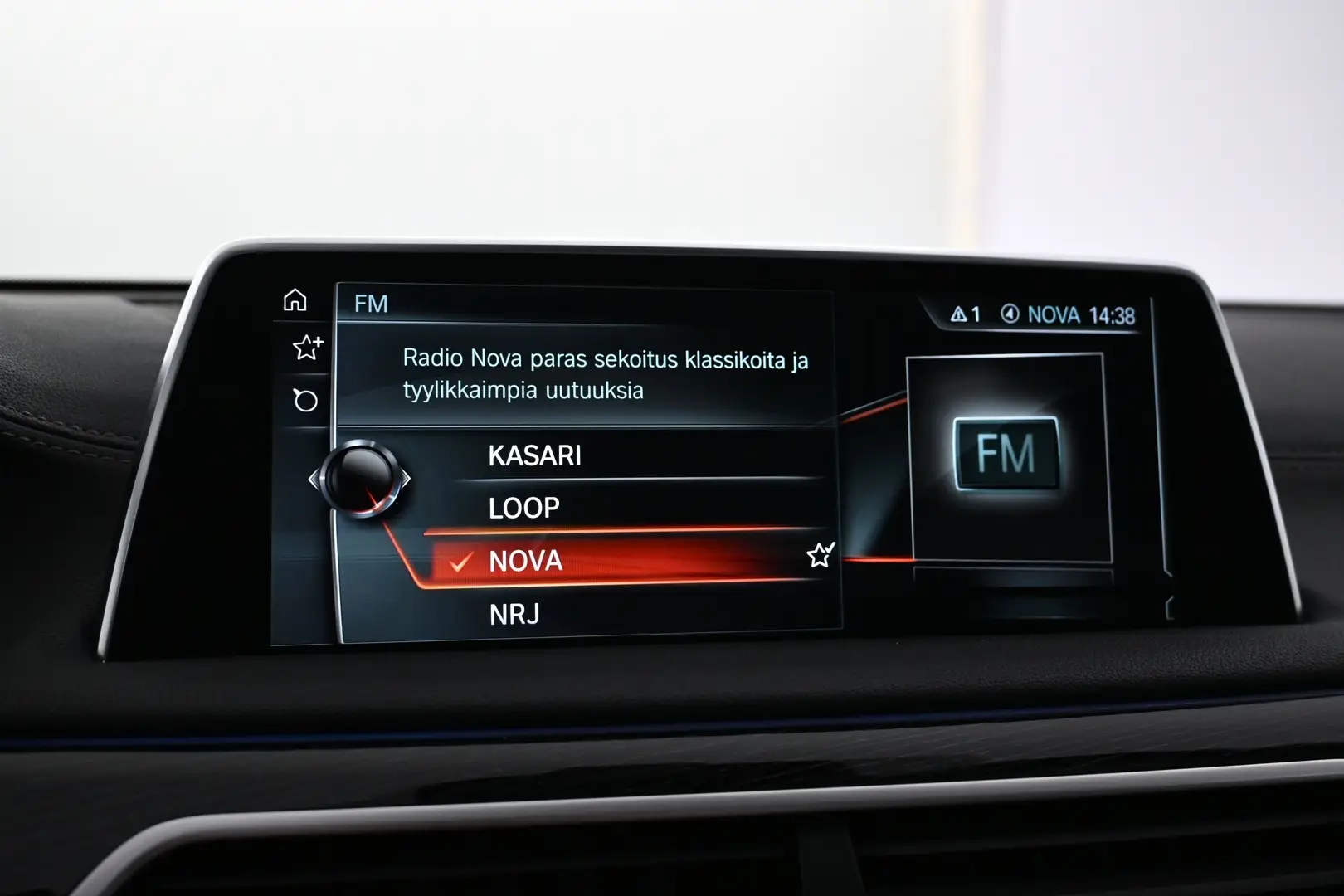 Car Image - 17zDJo2XWR9EPOyQoMeLqJ