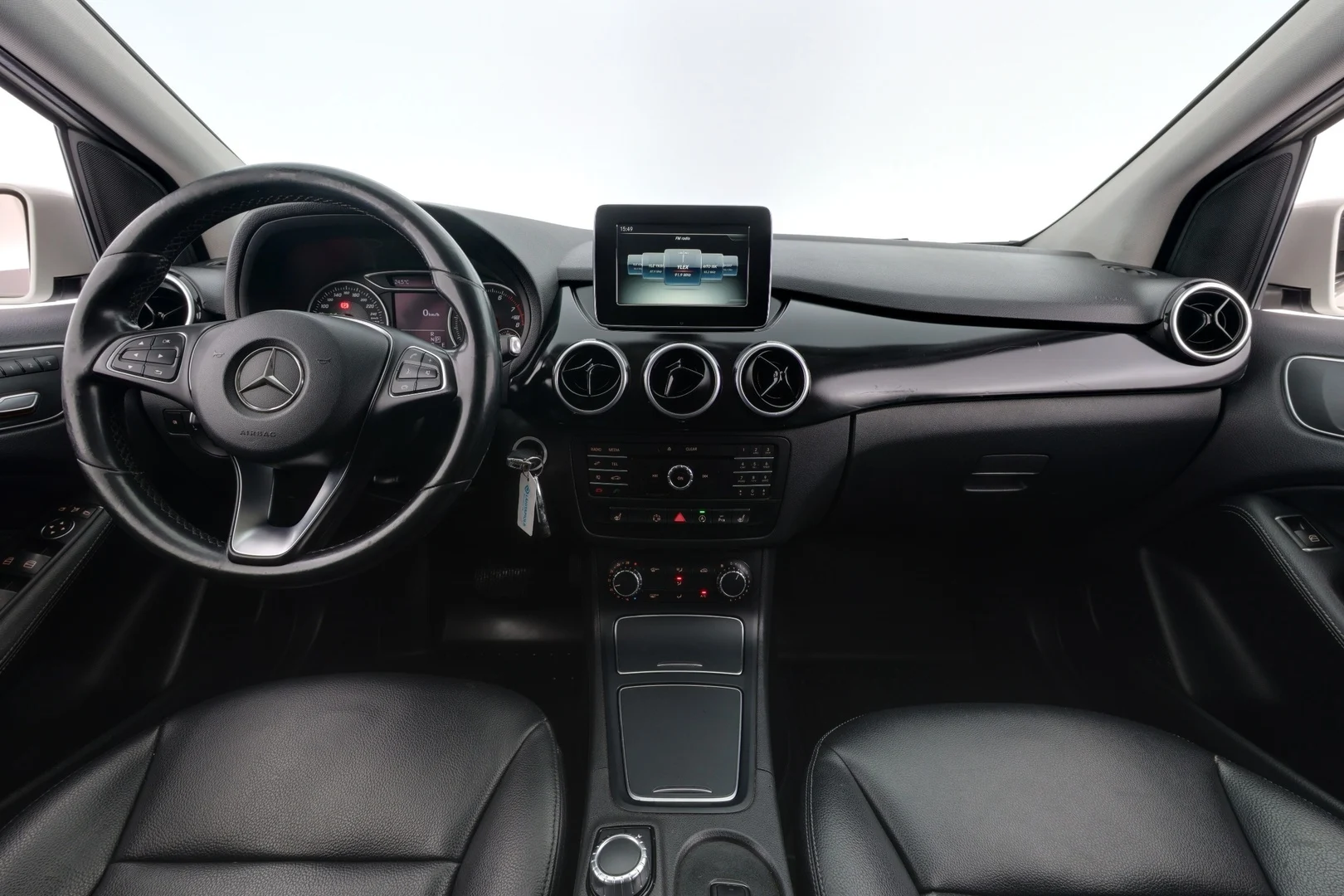 Car Image - 2Jb9mVvy8MAhboROXzbgMM