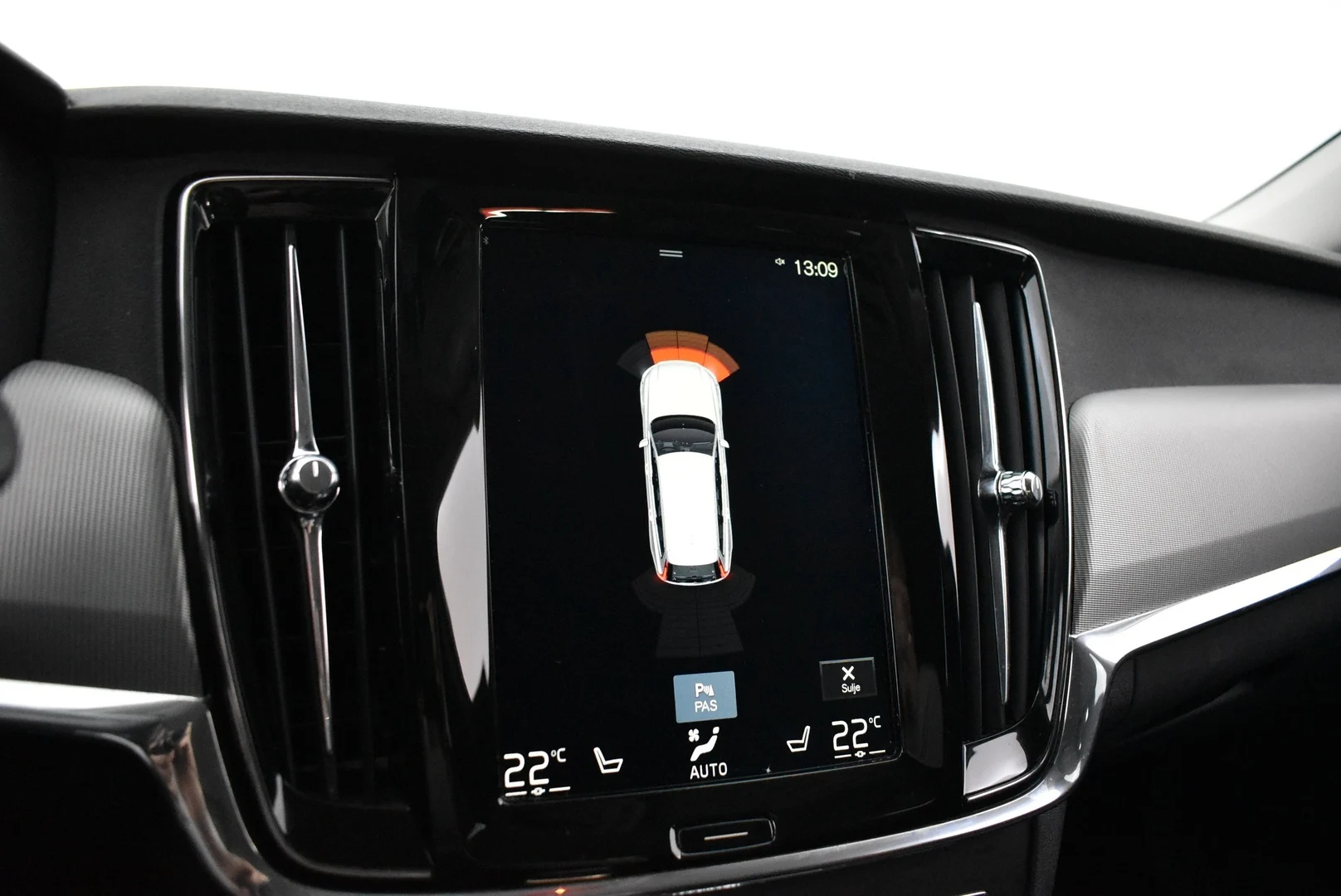 Car Image - 2AZcBl5CDBFfPi9PSy0E30