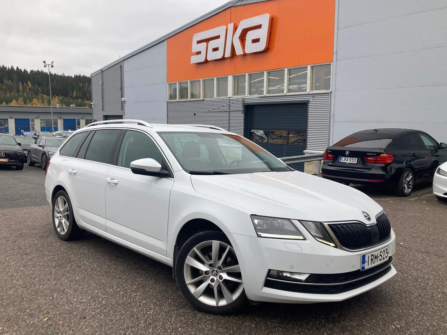 Car Image - 2LJzkILvI7qXskB8sKaR12
