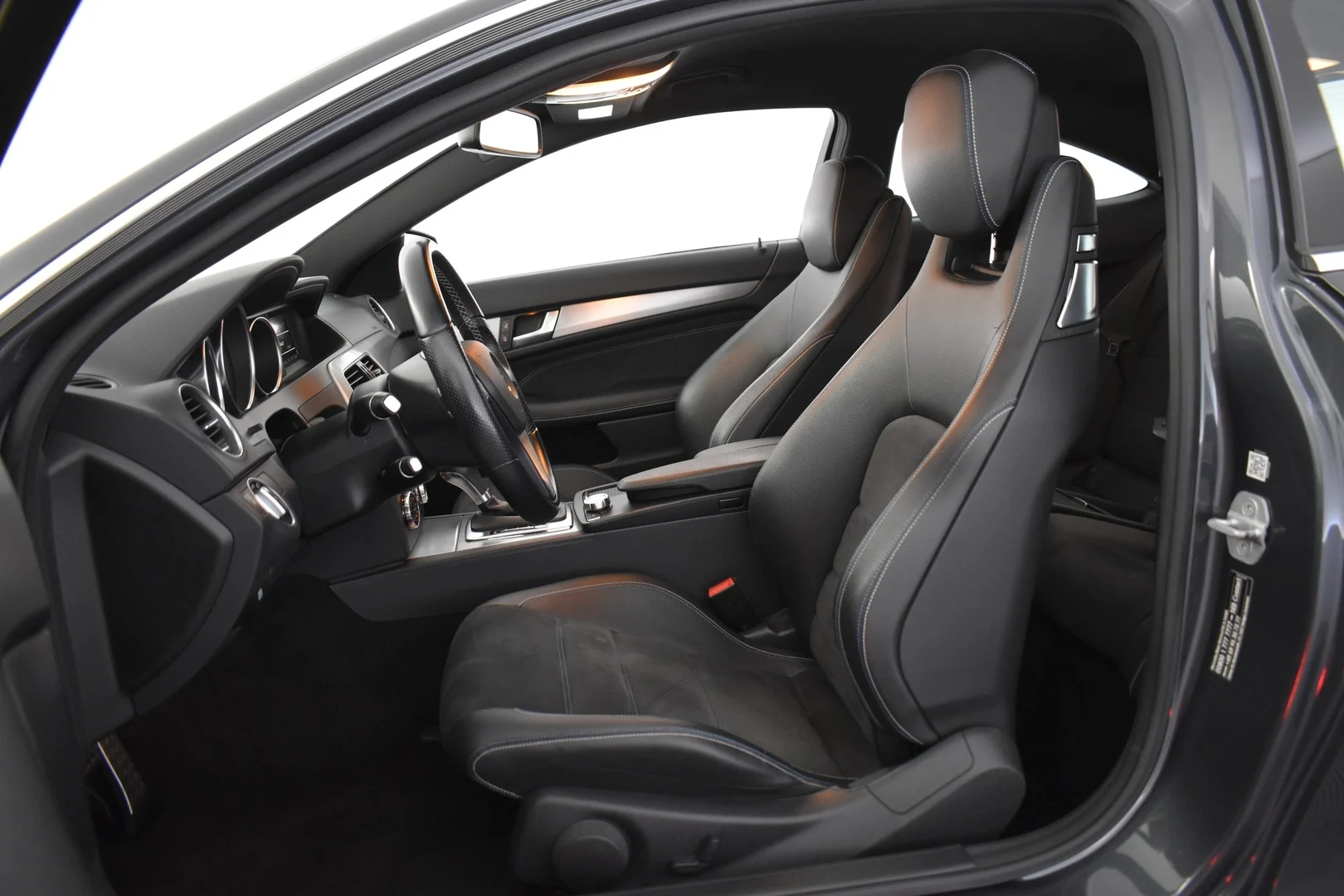 Car Image - 7zP6c5V4MGFIc2oW0qywRo