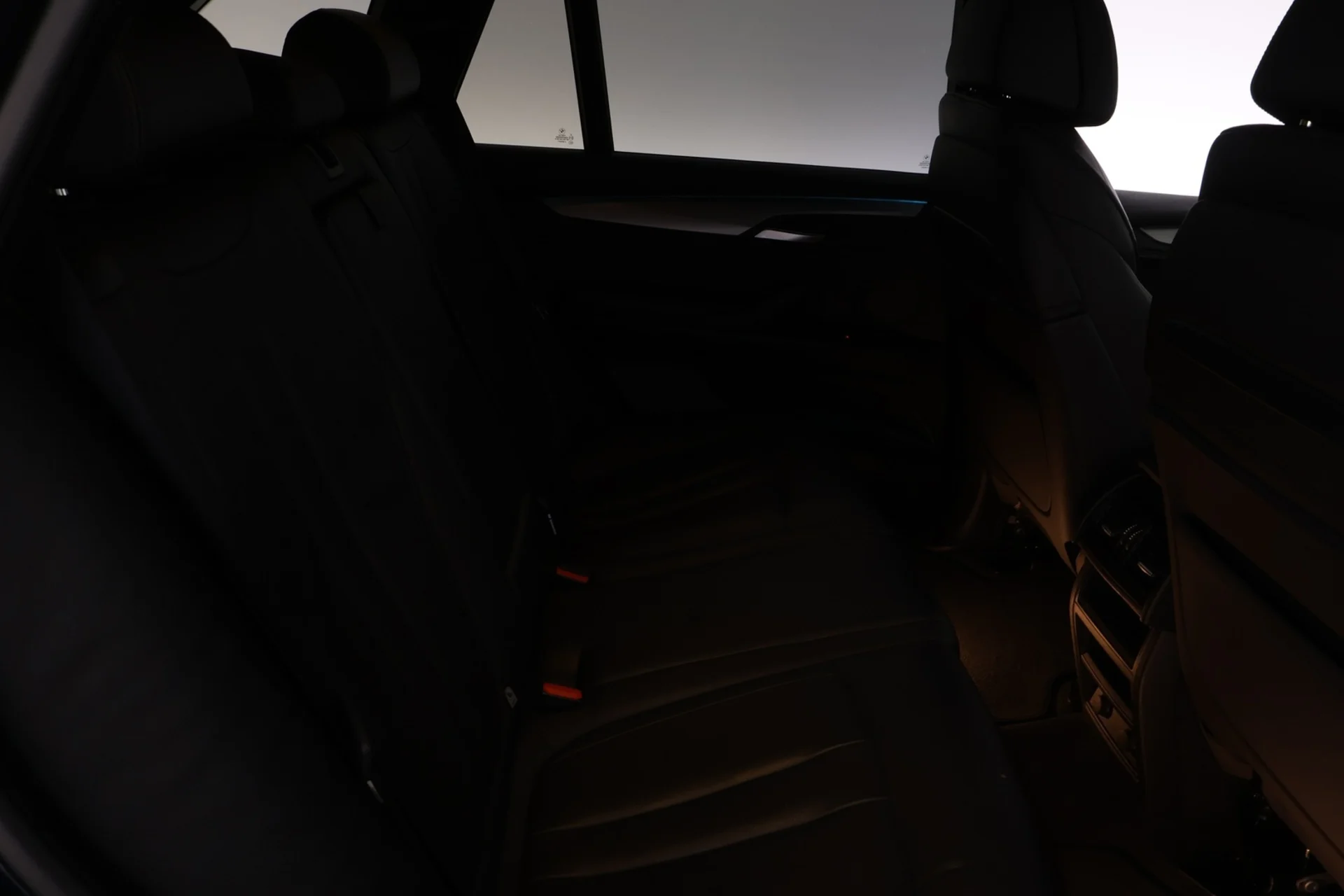 Car Image - 61bNvYVq0zFWkNkkgQVZY