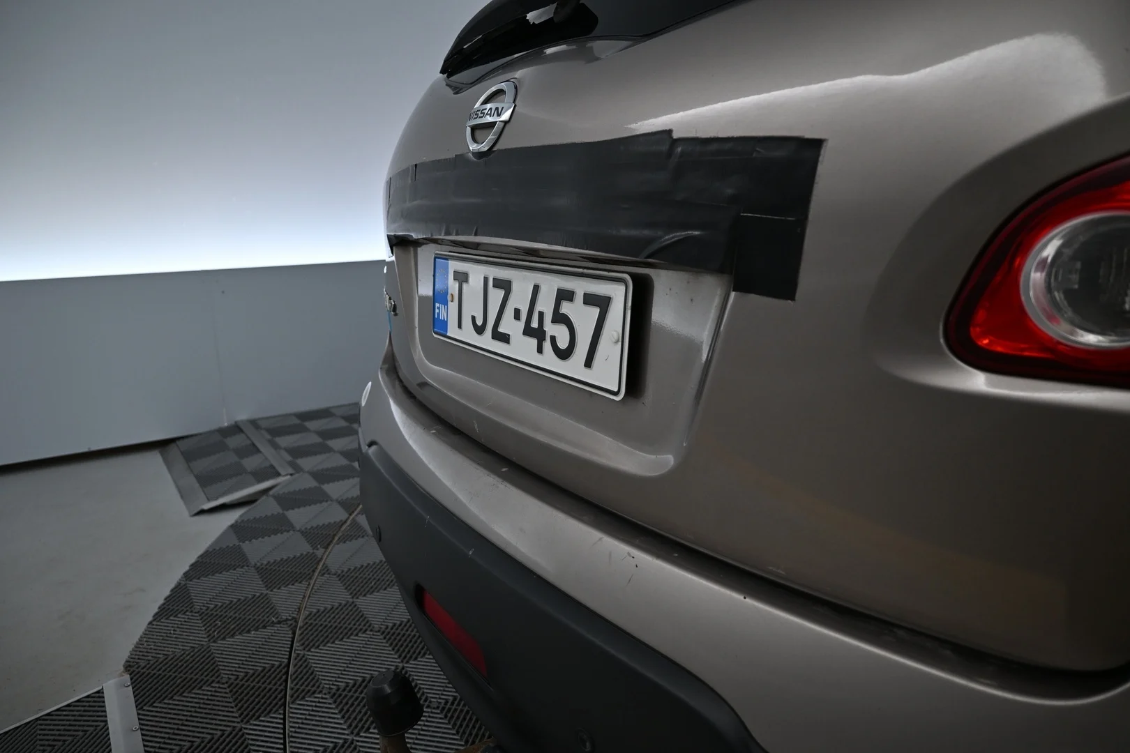Car Image - 44piLk9lyZX4SzCzP1RPbk
