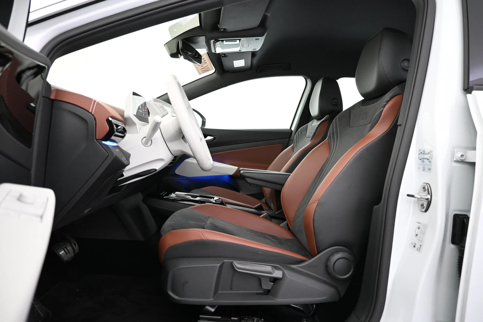 Car Image - 2PjKVKkd2JYQwDCVH7fmkw