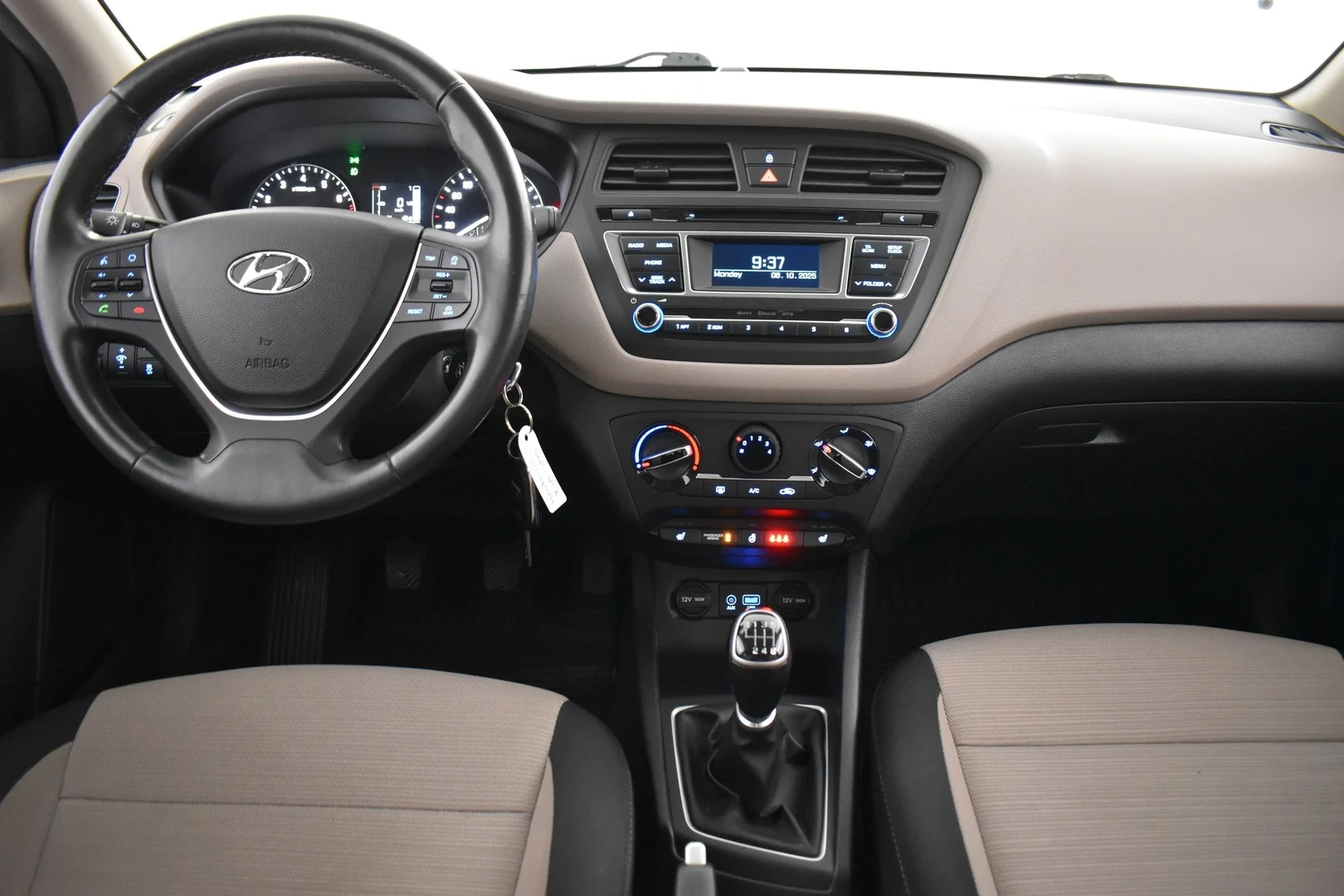 Car Image - 7CDZ7gwWPmQg9VDmg7qbkd