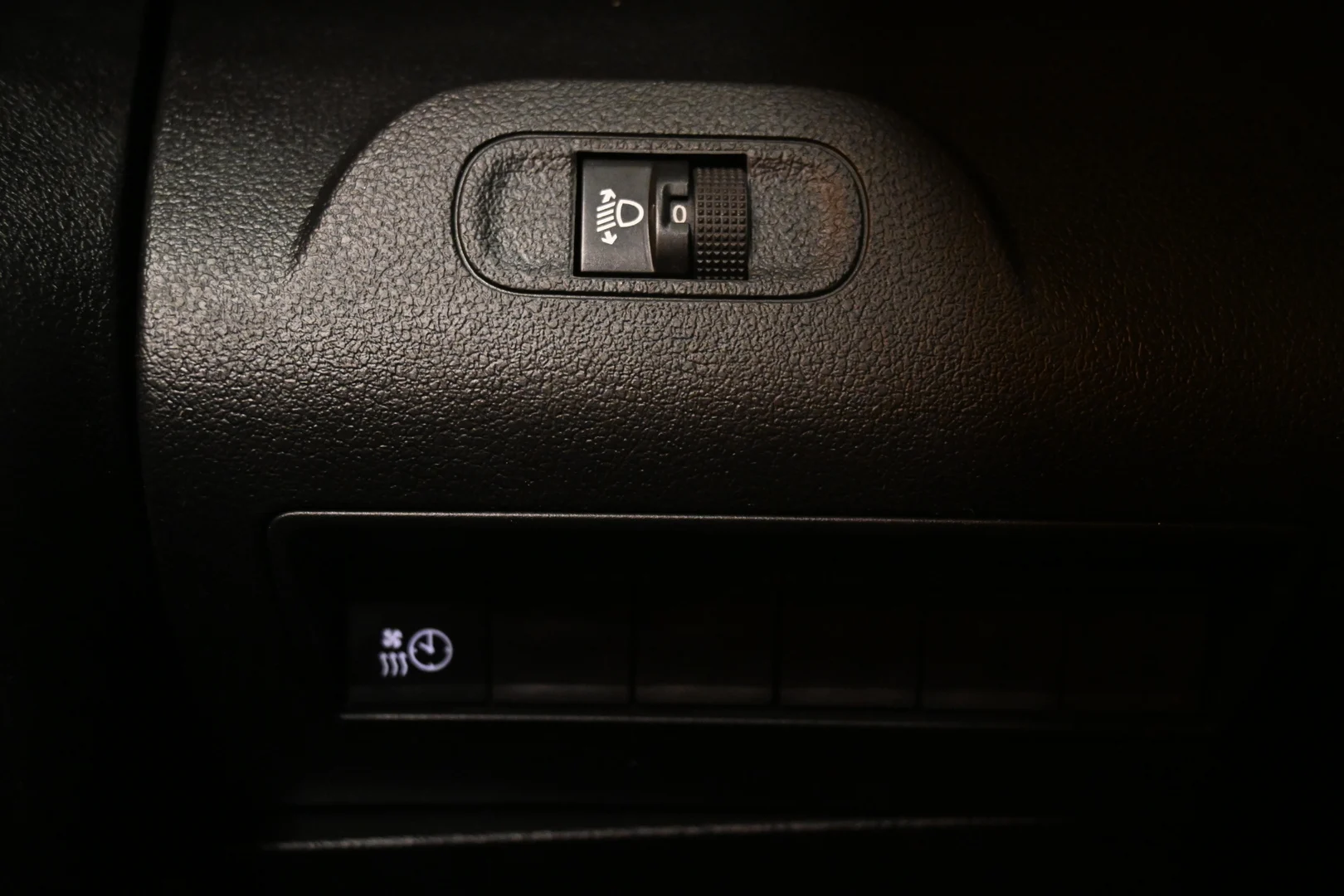 Car Image - 1gWAgmjAxhmsJSMOpKmLRt