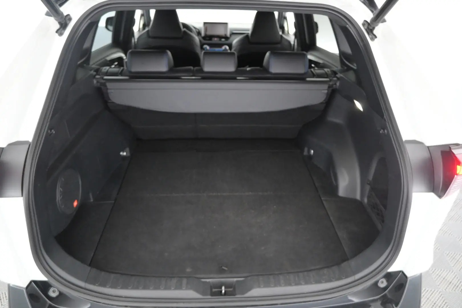 Car Image - 4VFBXO9mQZa5G3XqObkOxS
