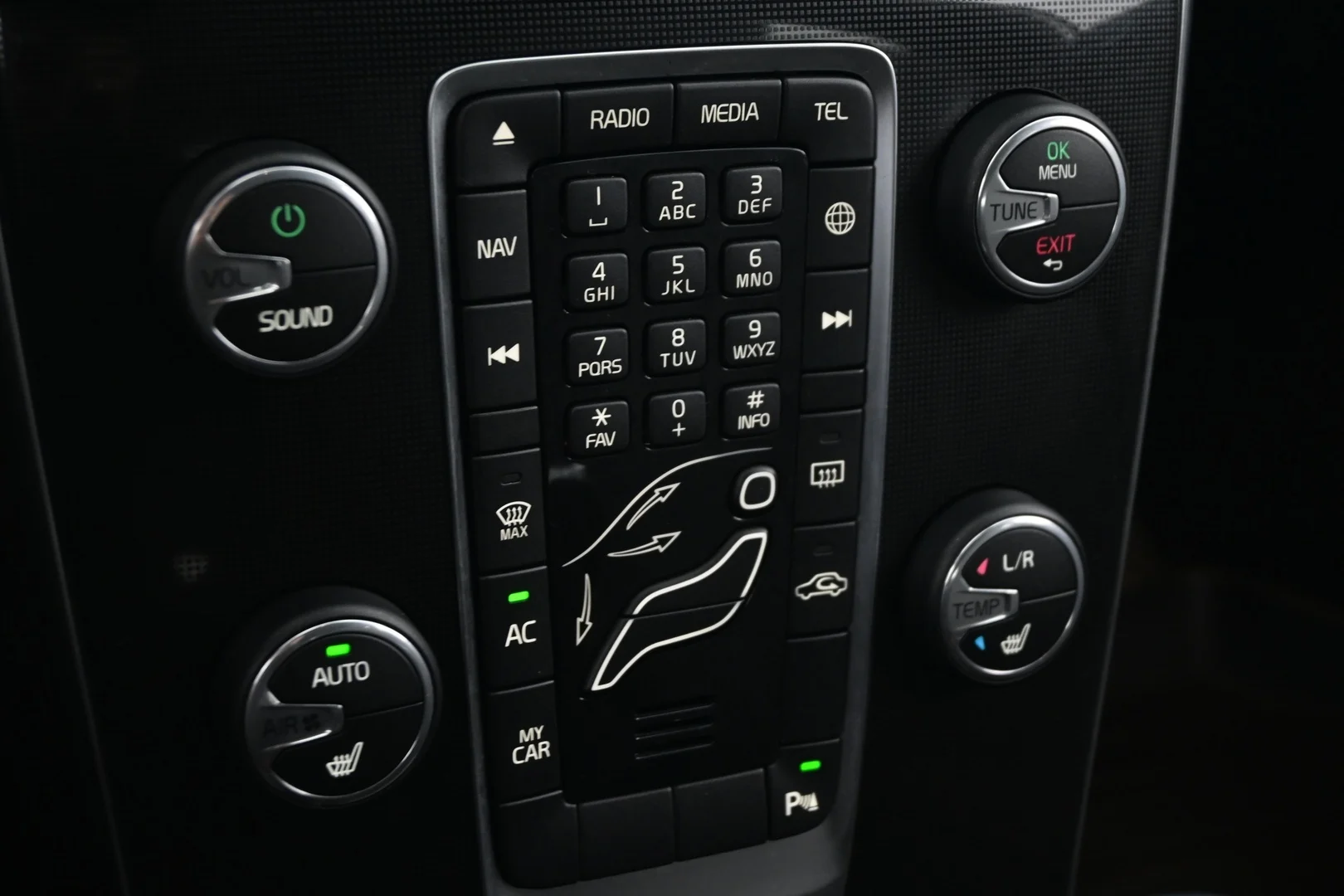 Car Image - K0ThCcFakw1bvtC0641qJ