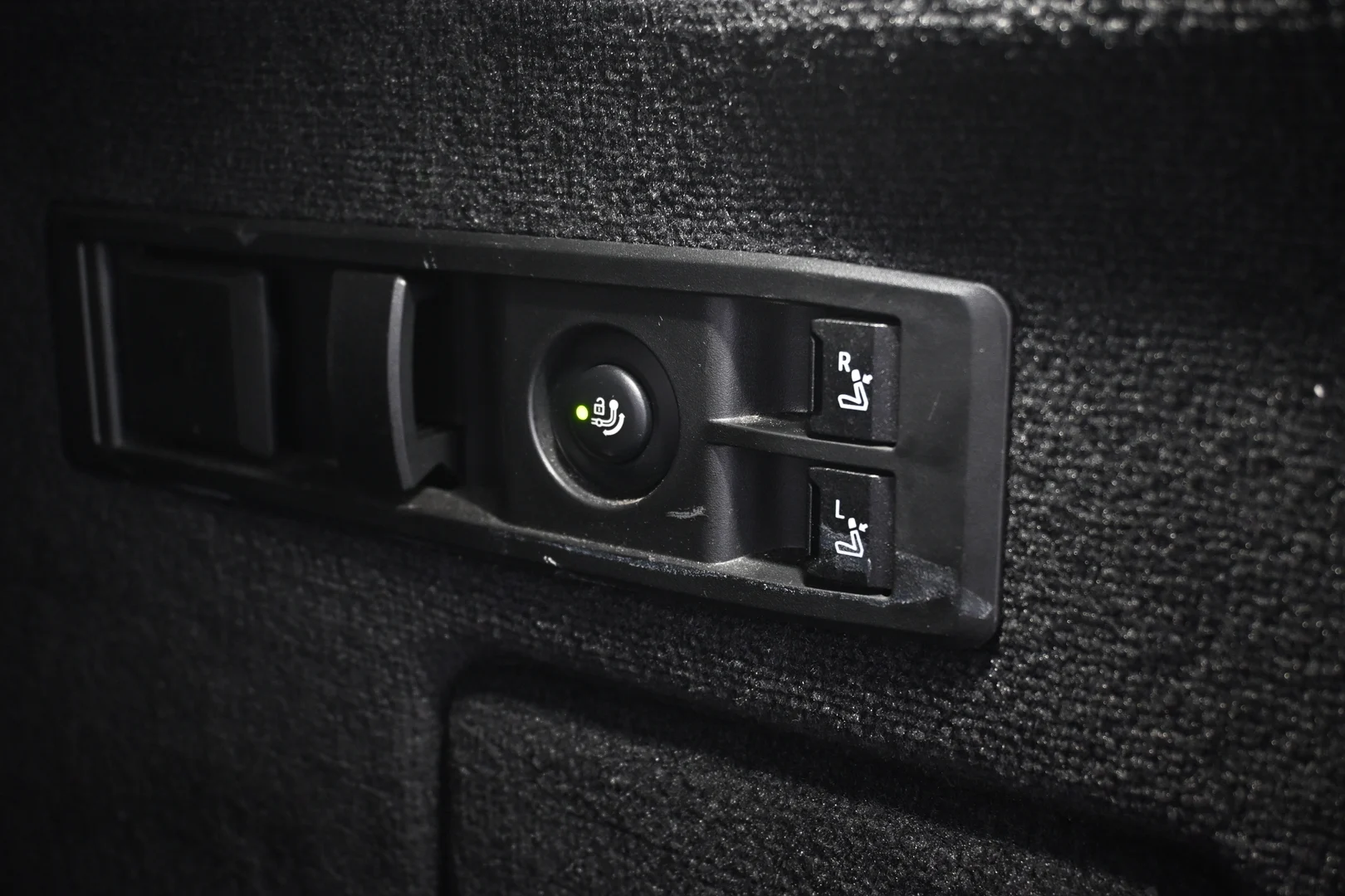 Car Image - 5ByFZOGD1b0txnBCL5atmu