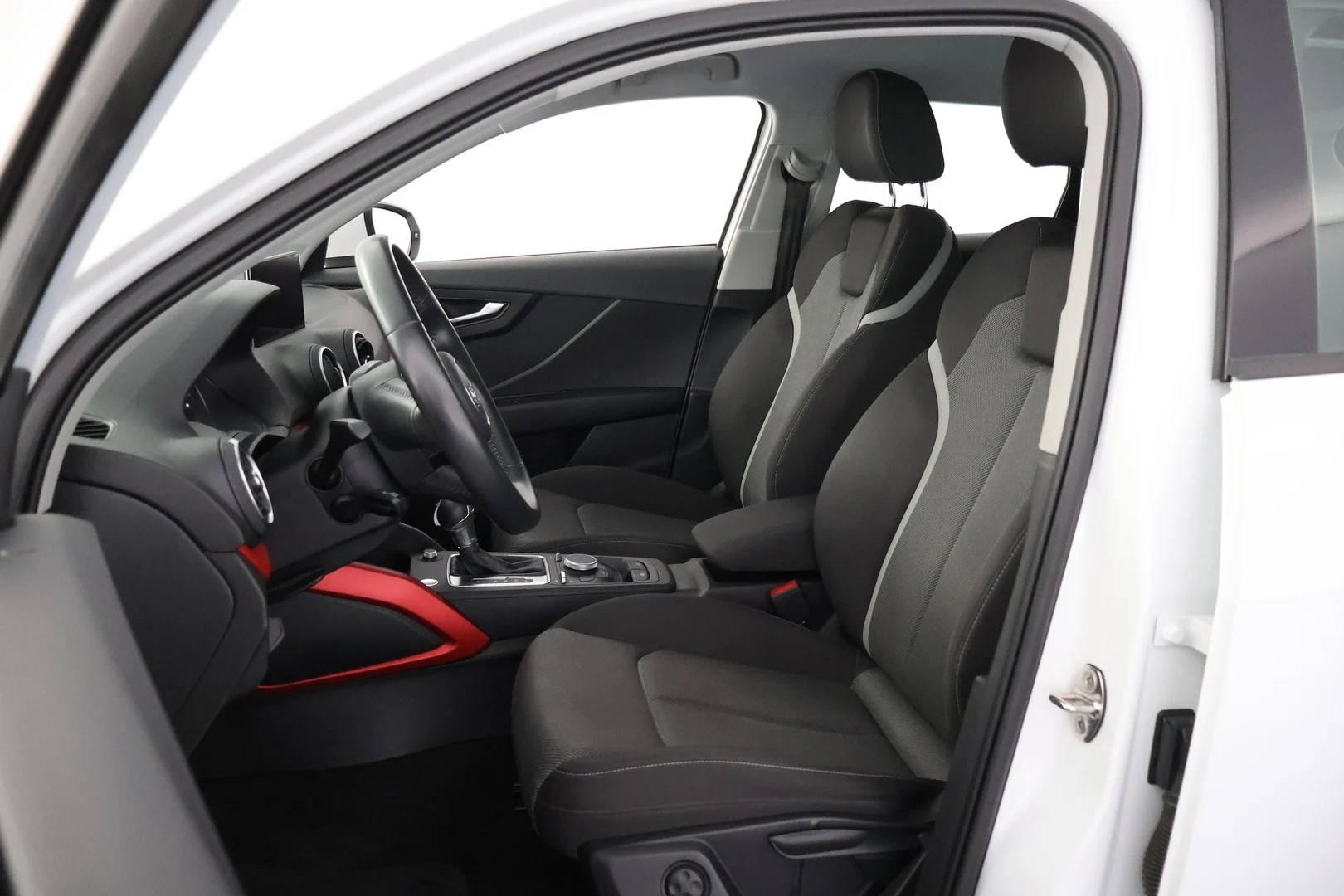 Car Image - 6Hcai7VbujRFYsqsXoeGIm