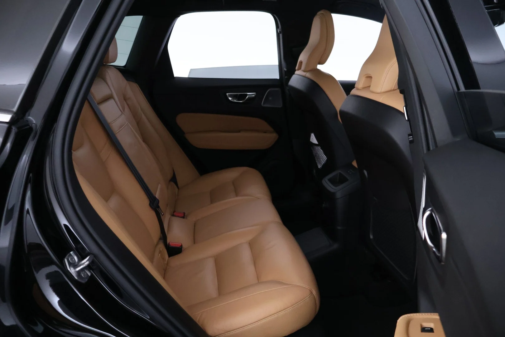 Car Image - 3r8q1zCWIIBLgrPknkBXI6