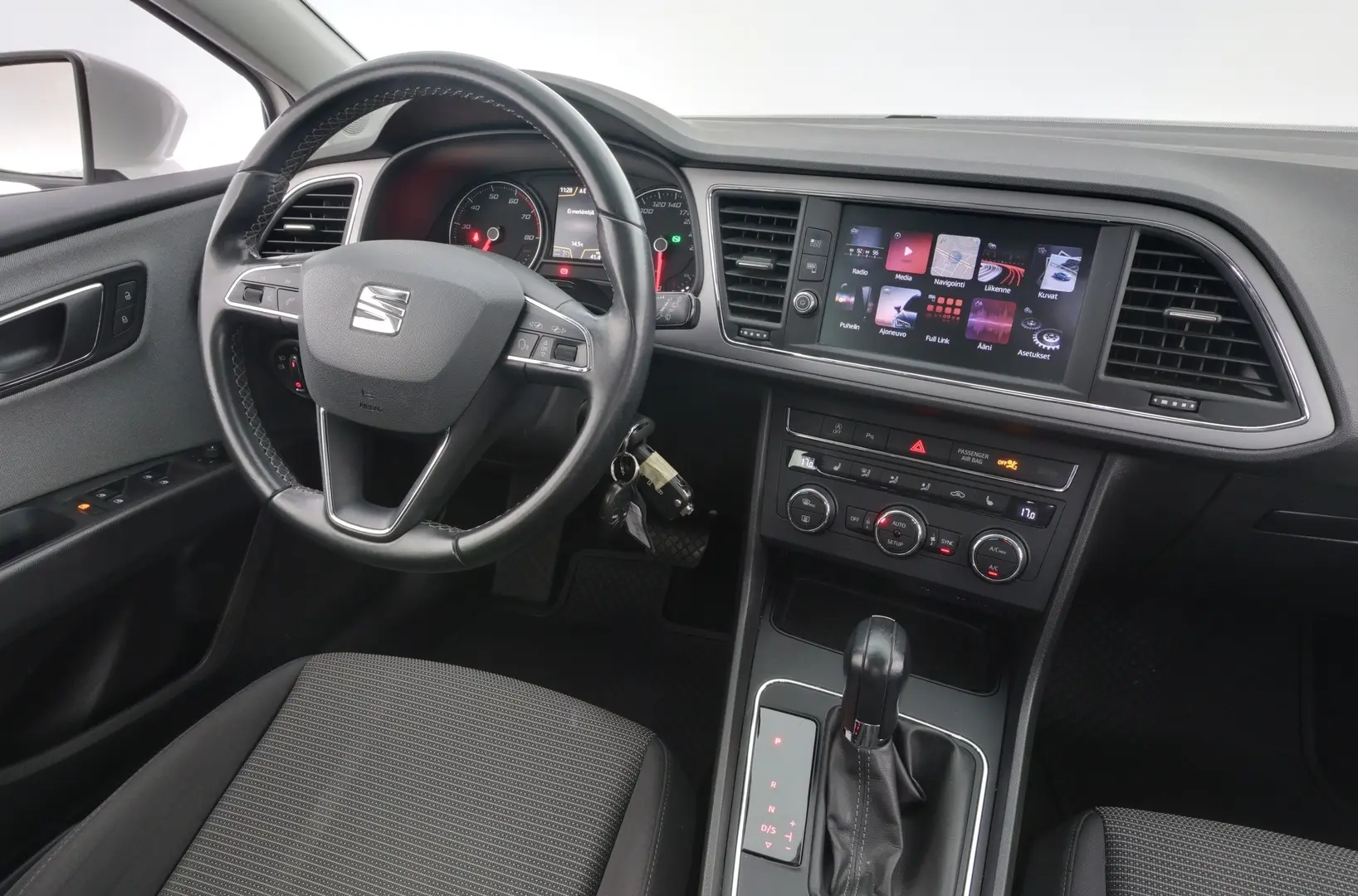 Car Image - 5cY82sDcFQuFPFrjIyVrIg