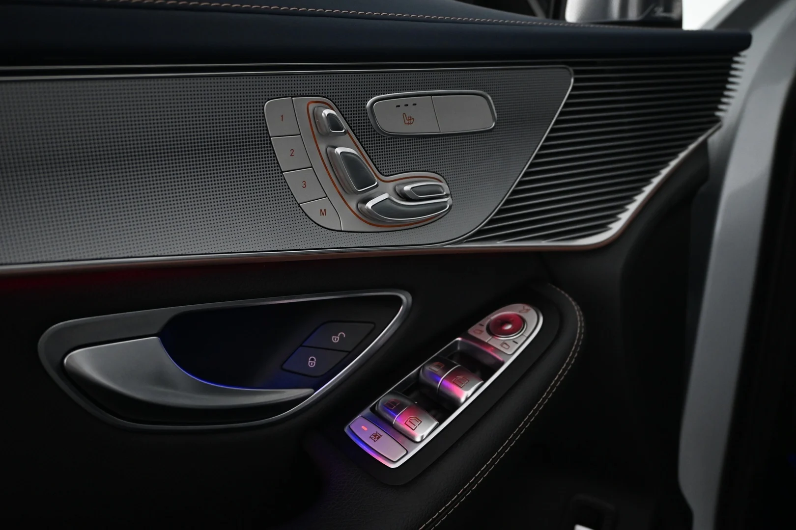 Car Image - 7bblVqYBzELU61S7hTPweY