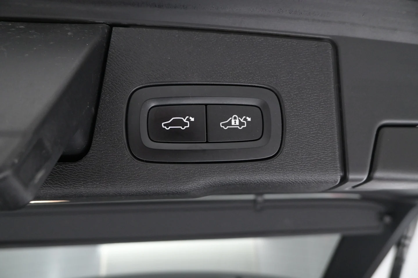 Car Image - 2g9rrvMBVQt11zofwDf6LU