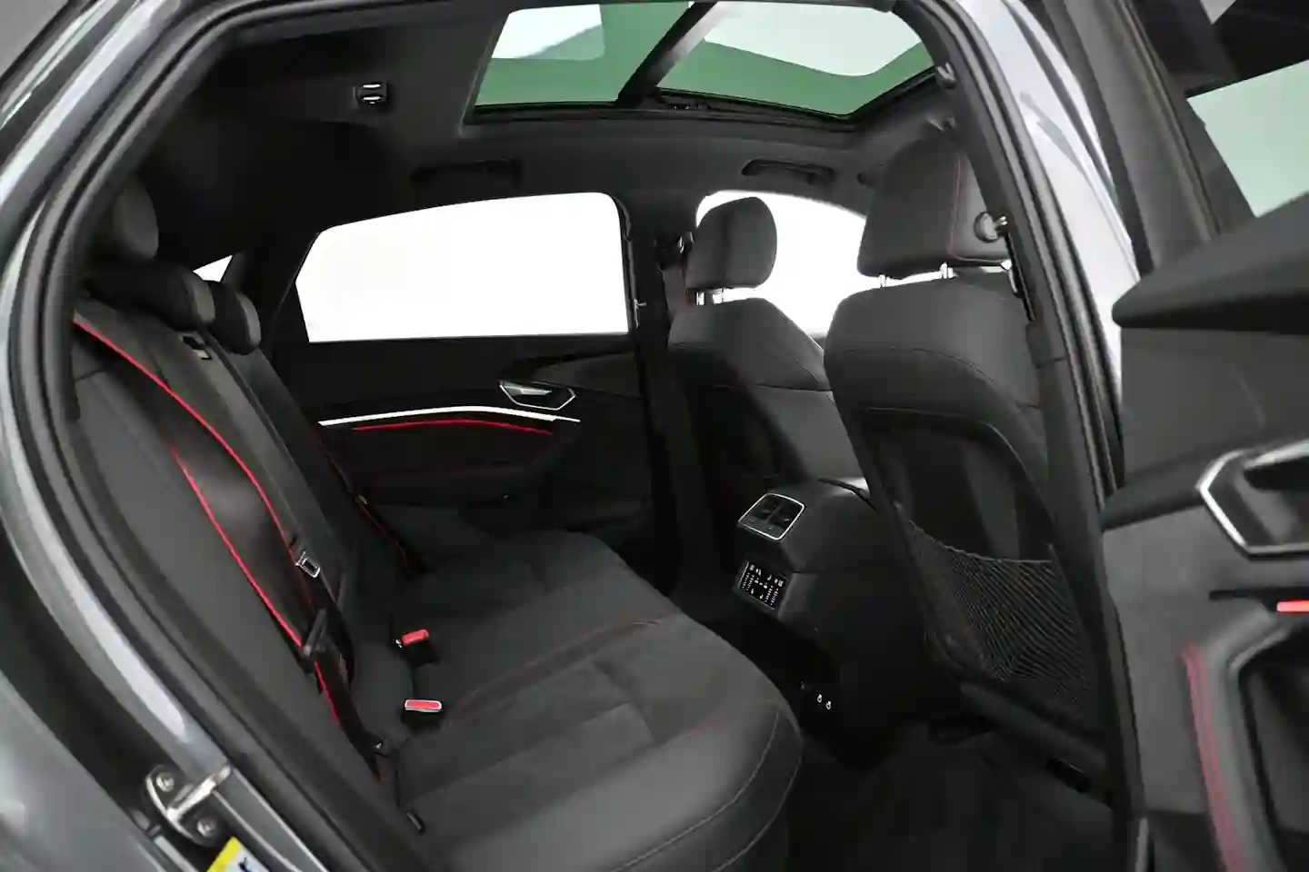 Car Image - 1Jx7JLmWcAs2D2pMn0isEH