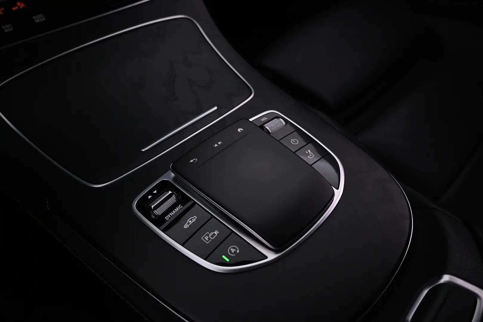 Car Image - 34ACcrxEXMosUaKGa1eOpg