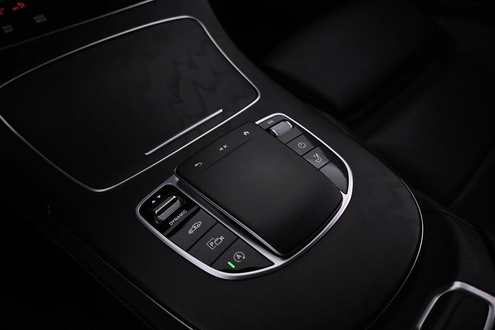 Car Image - 34ACcrxEXMosUaKGa1eOpg