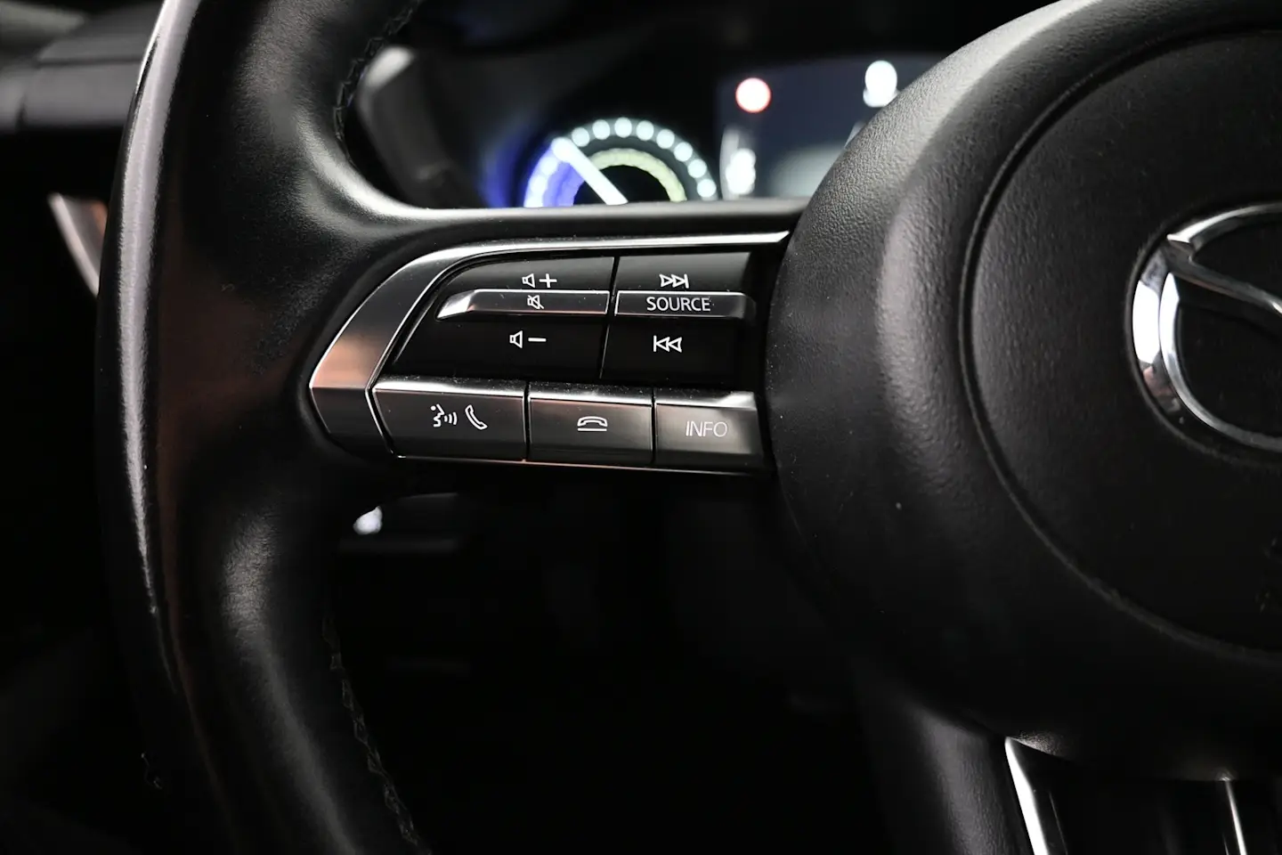 Car Image - 1RW75UdOe4BQ5CPnwyawFp