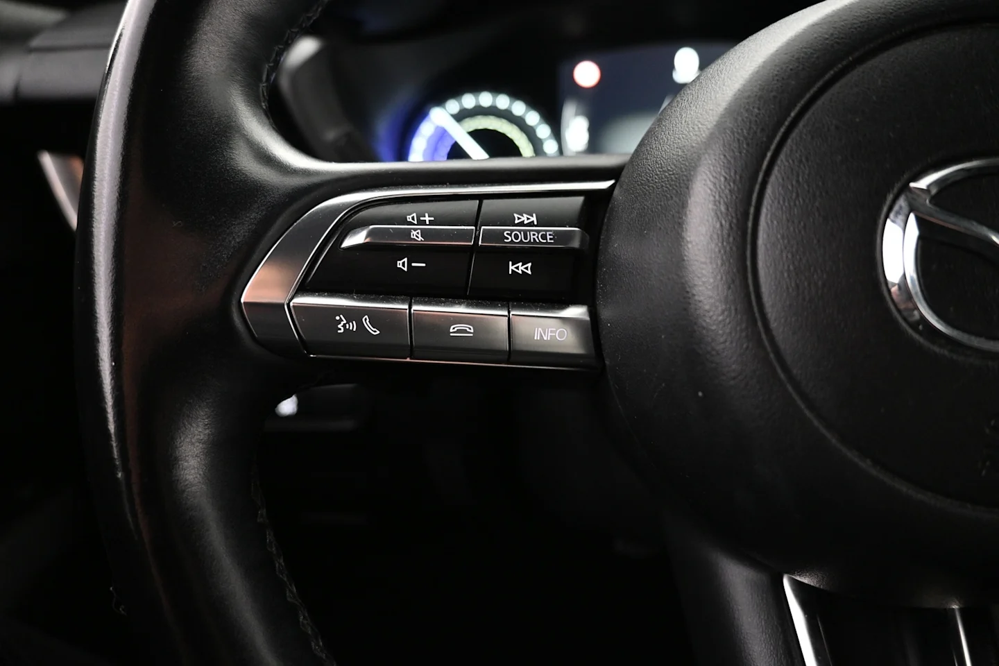 Car Image - 1RW75UdOe4BQ5CPnwyawFp