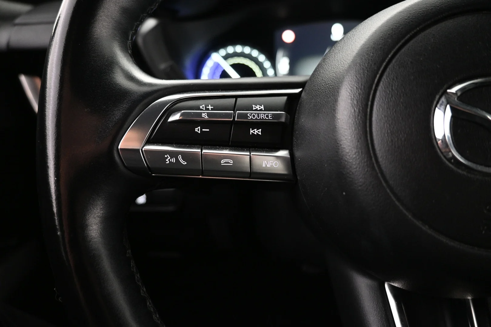Car Image - 1RW75UdOe4BQ5CPnwyawFp