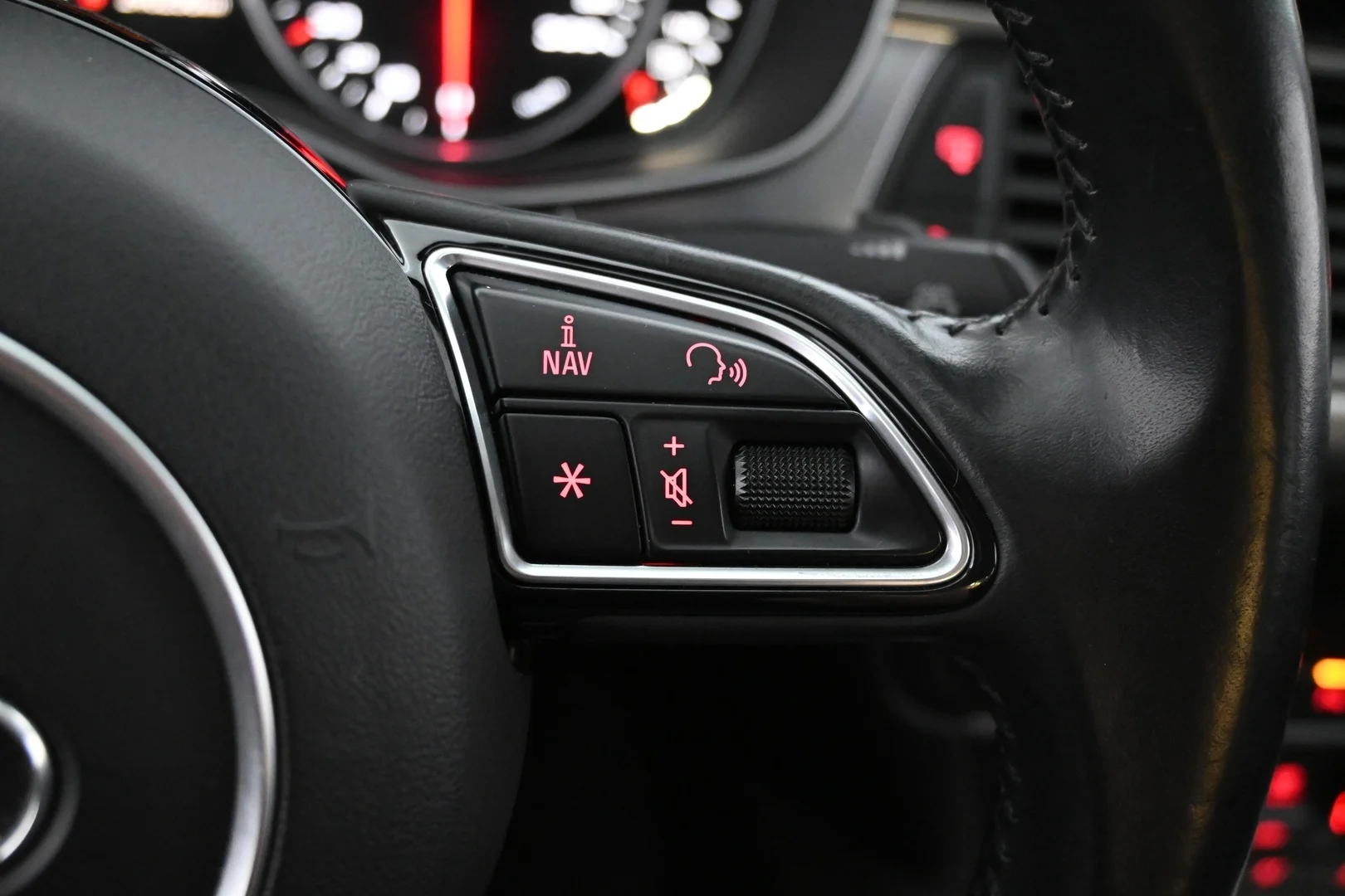 Car Image - 1xafVM2SN223DnntswHlXb