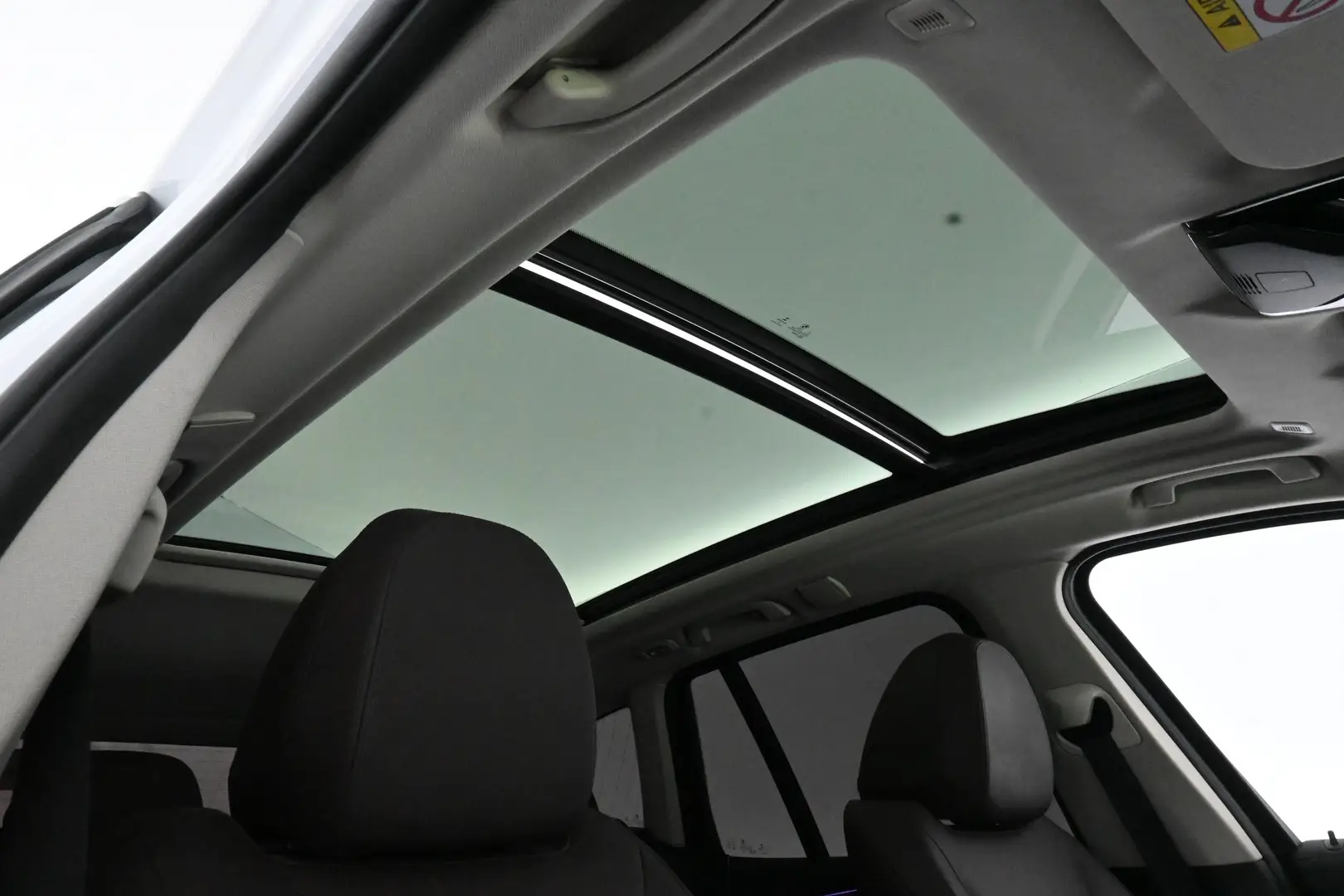 Car Image - 2U58Eq5TmnlAiijkTQeAl0