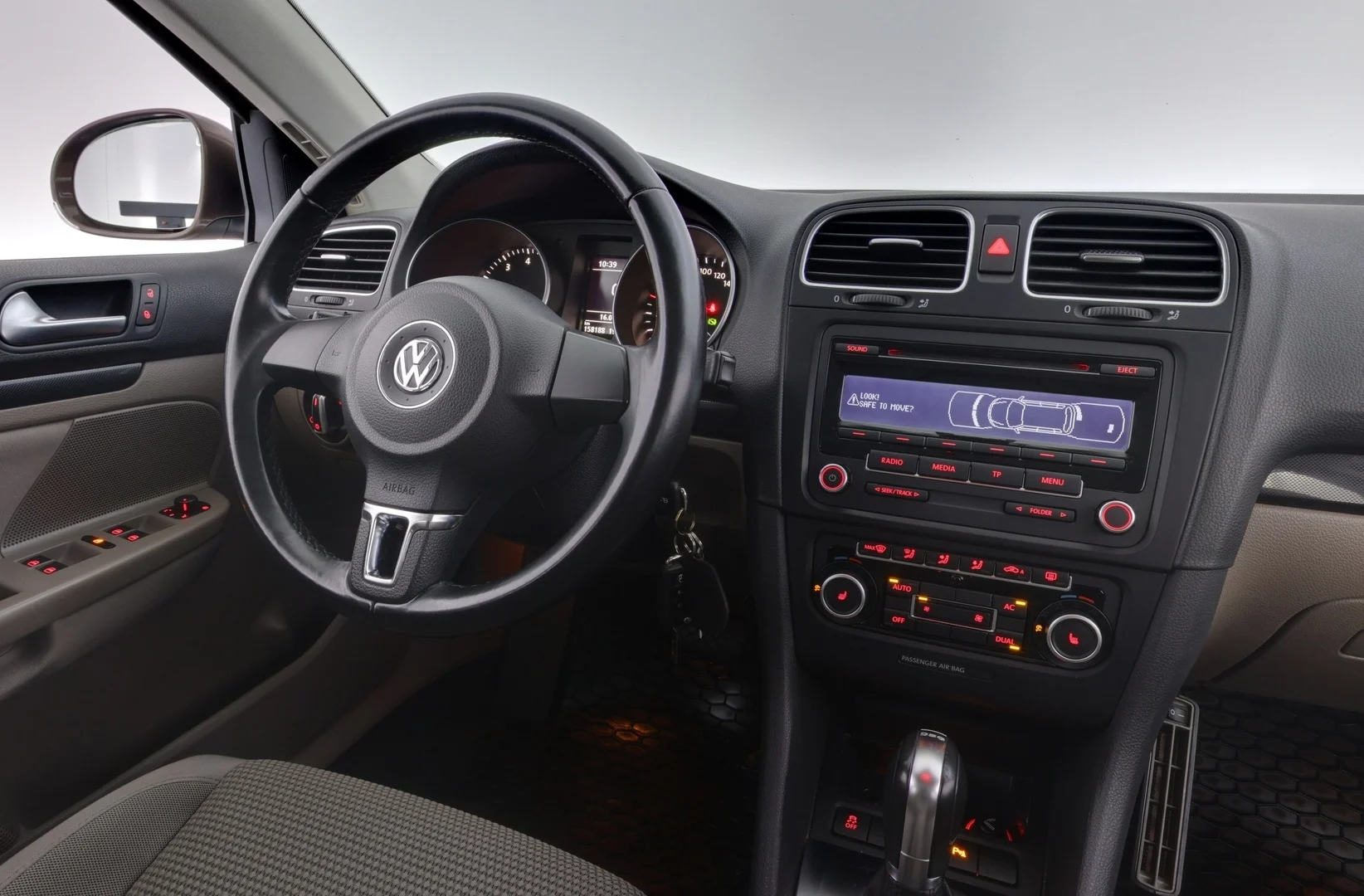 Car Image - 5lHihyGSVuJAWPEPVHQ7ve
