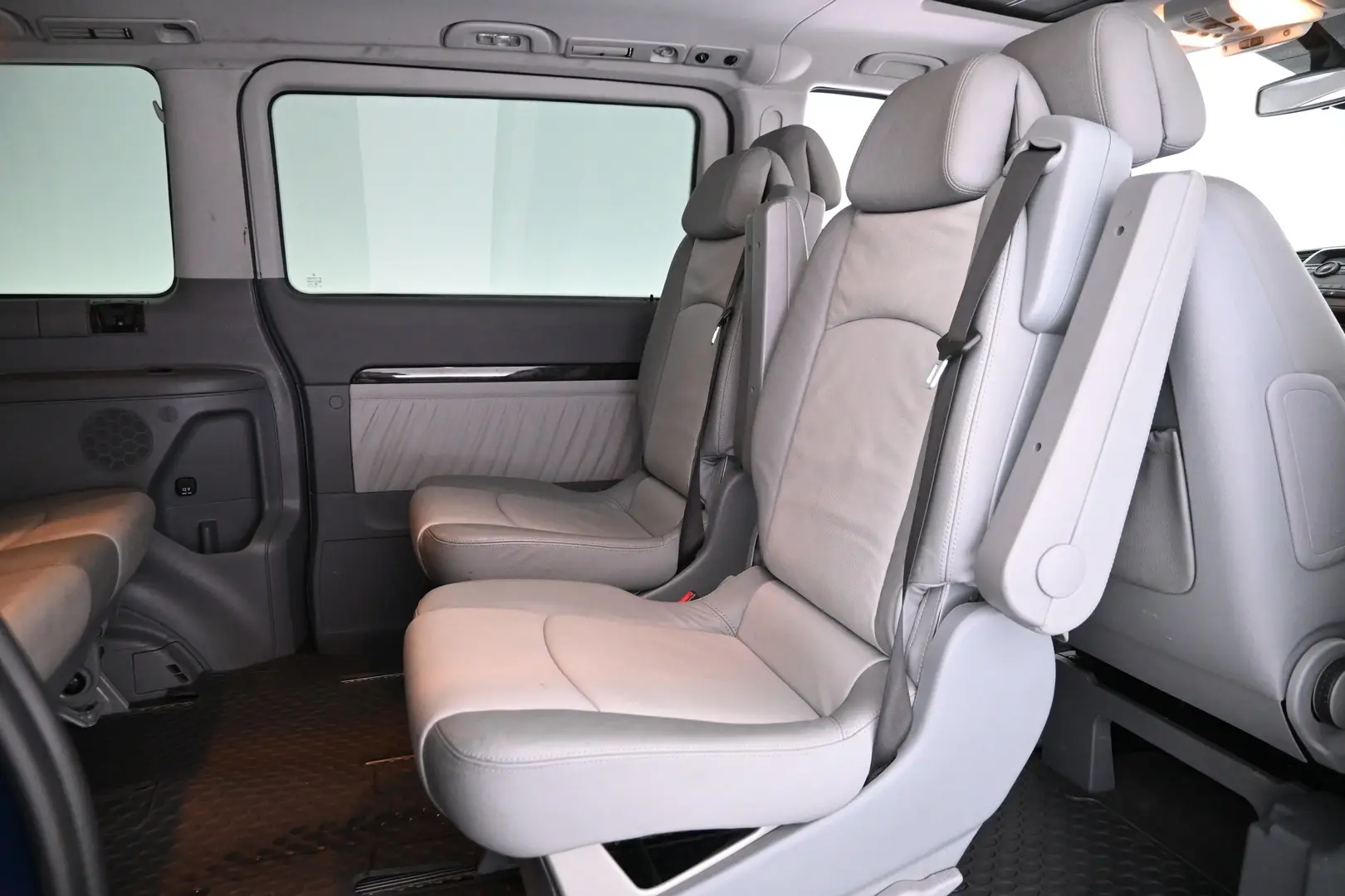 Car Image - 7DhOgUiMj15NMxEpeNlcWp