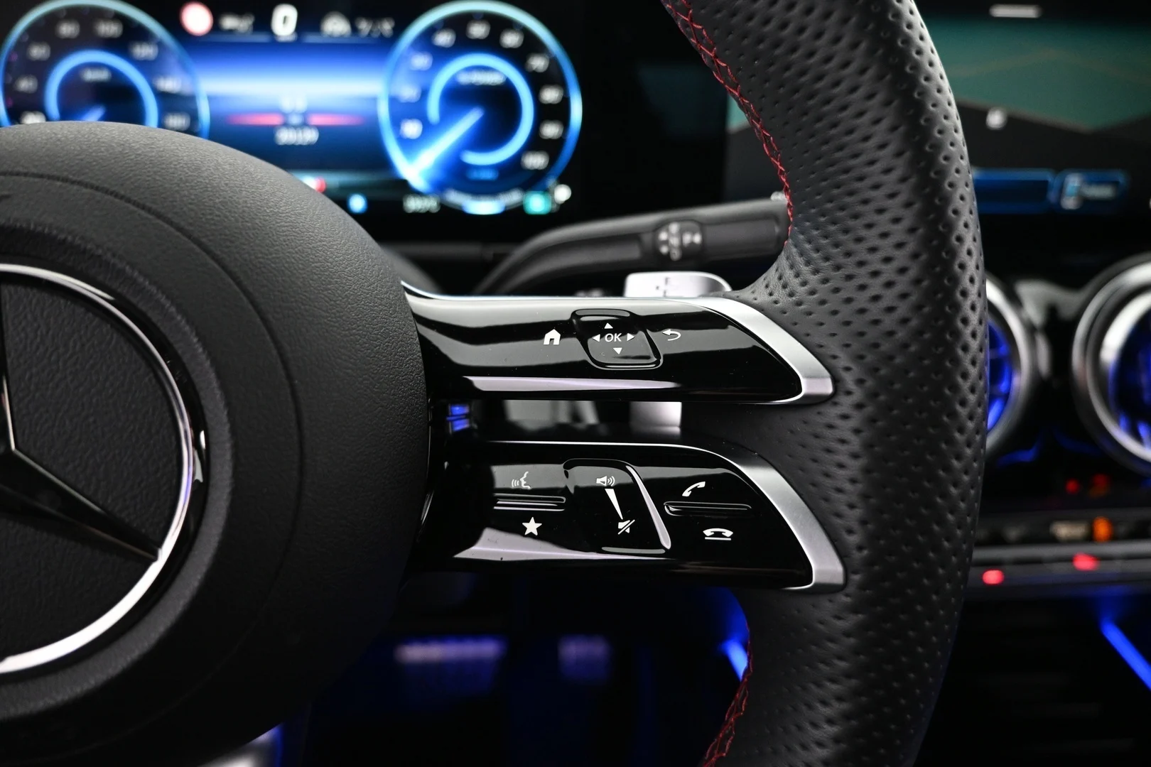 Car Image - 7MiZdp5eqcvrJRdQl1JFYs