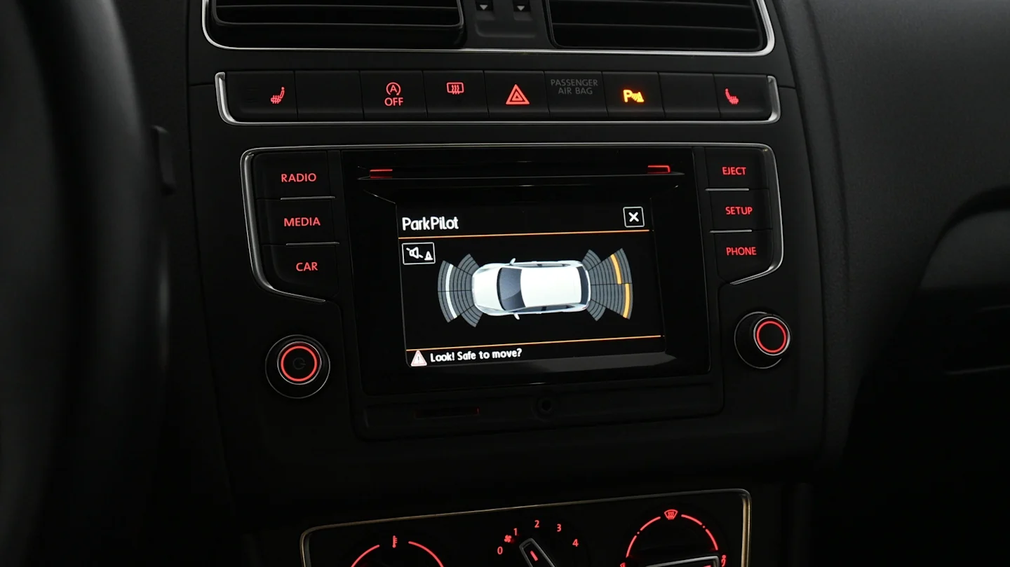 Car Image - 4eXyhsoEzLeNmdTKmIp278