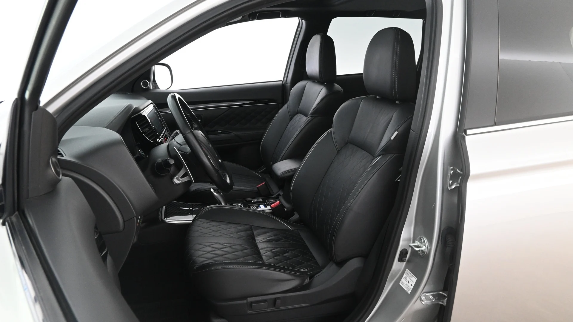 Car Image - 2nfVczcvgvTq2YX1dEr7Iw