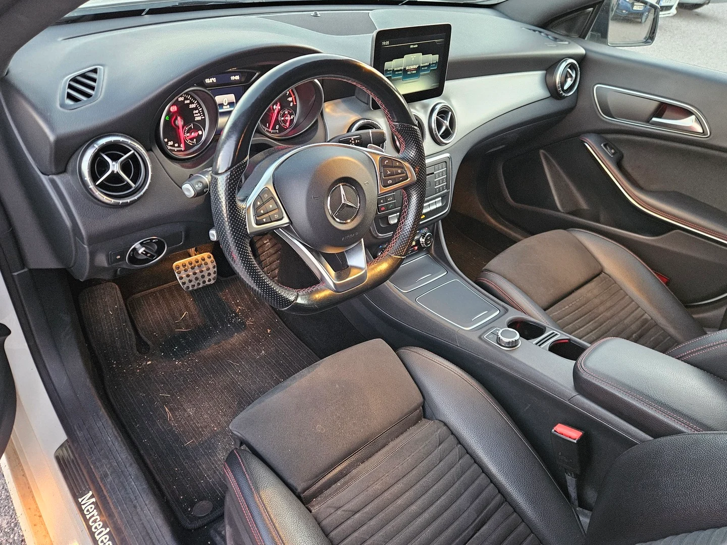 Car Image - 7dEvkRXh6jBvD2l6VKXYkX