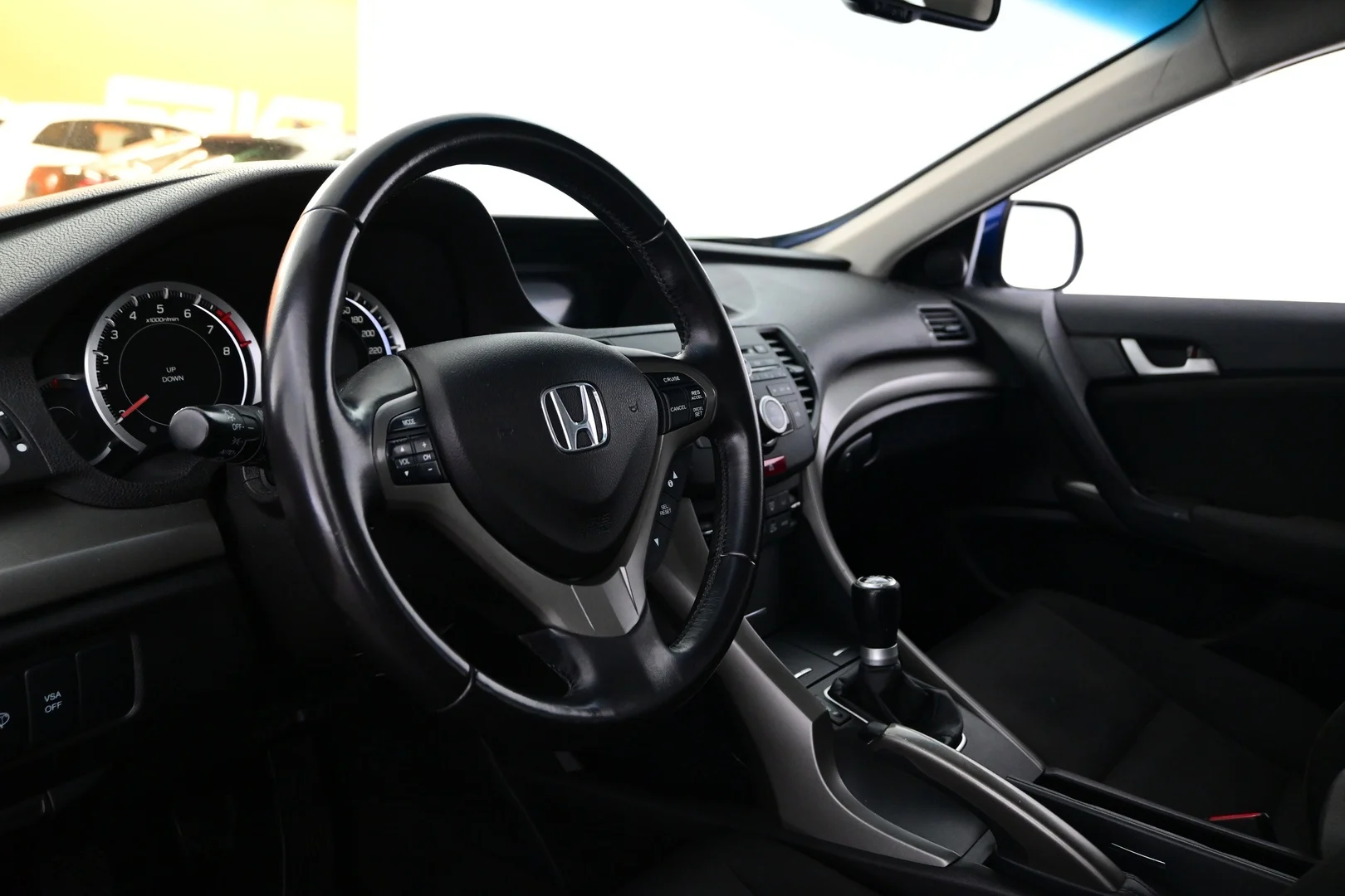 Car Image - 70wOln5cZJMDgBr4DYtQFR