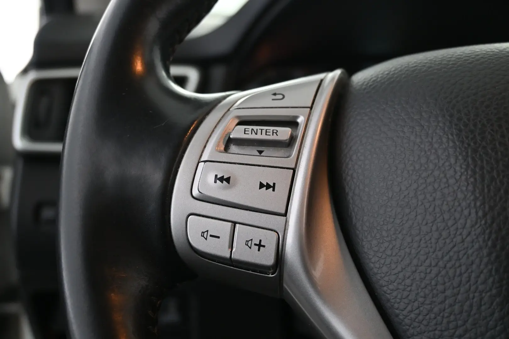Car Image - 4CwTA3zAnnUBrB0lowBLsn