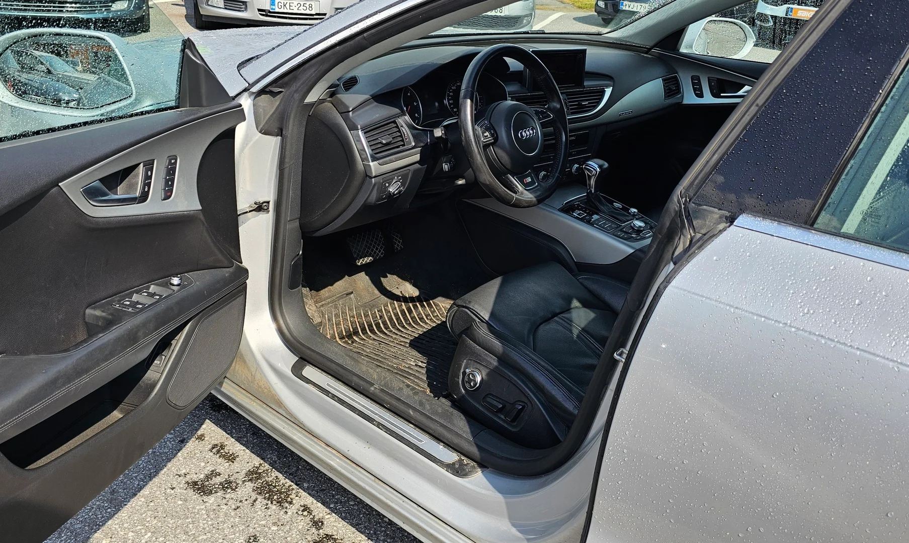 Car Image - 2zlbXemcAOhScu35xHdeEH